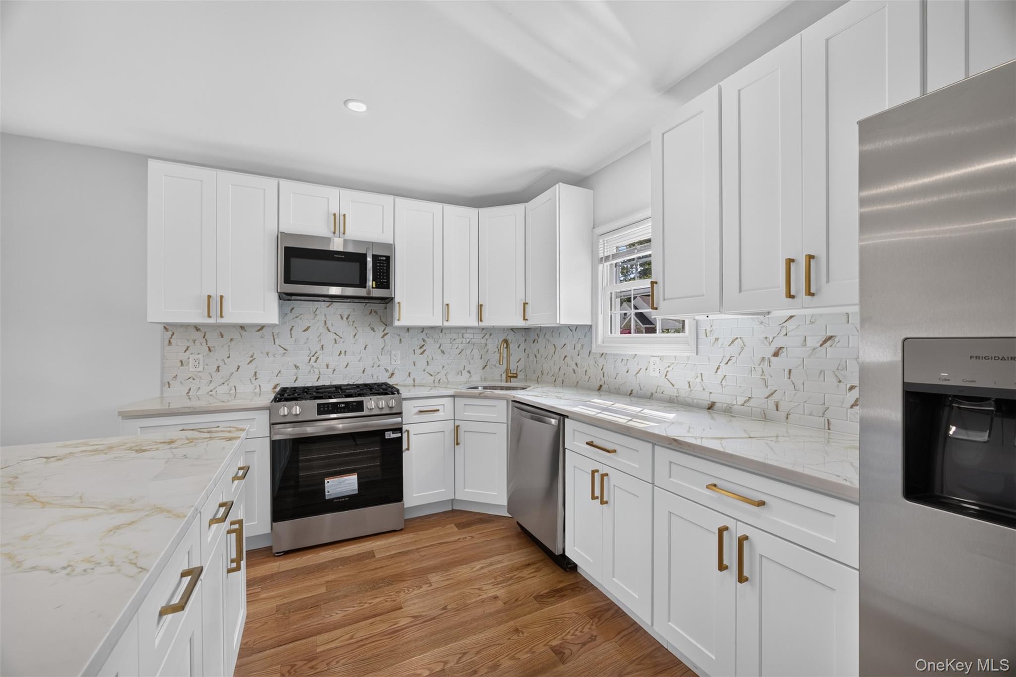 33 Carol Street Property Photo 6