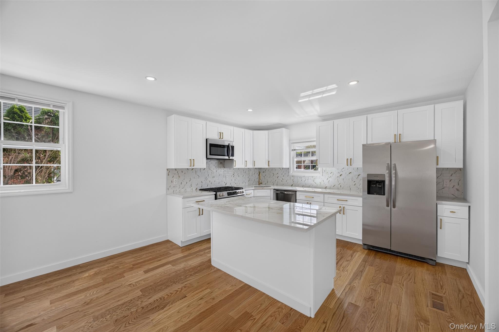 33 Carol Street Property Photo 8