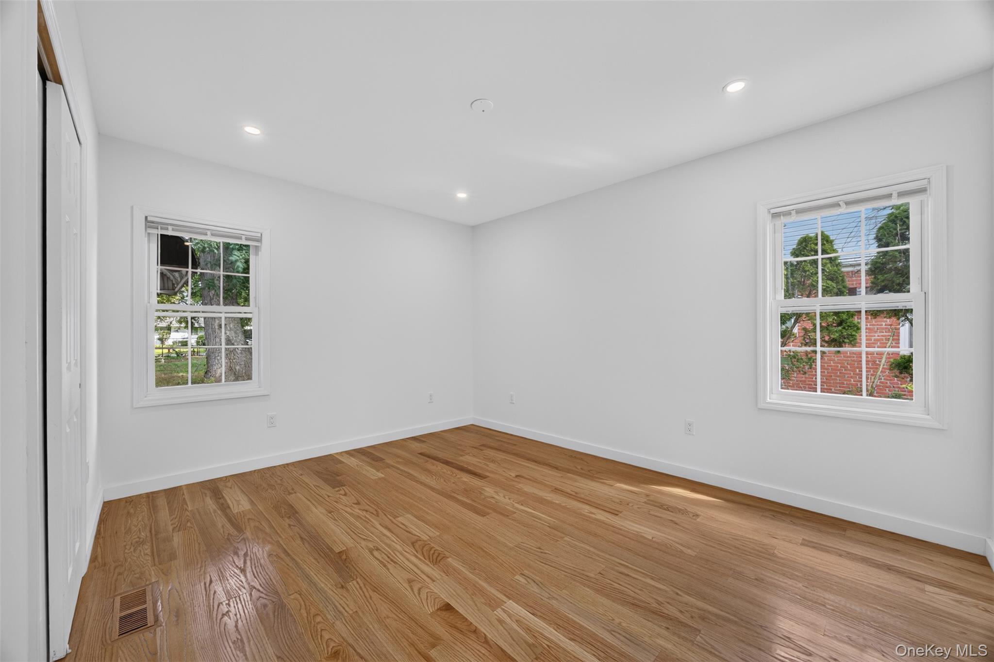 33 Carol Street Property Photo 15