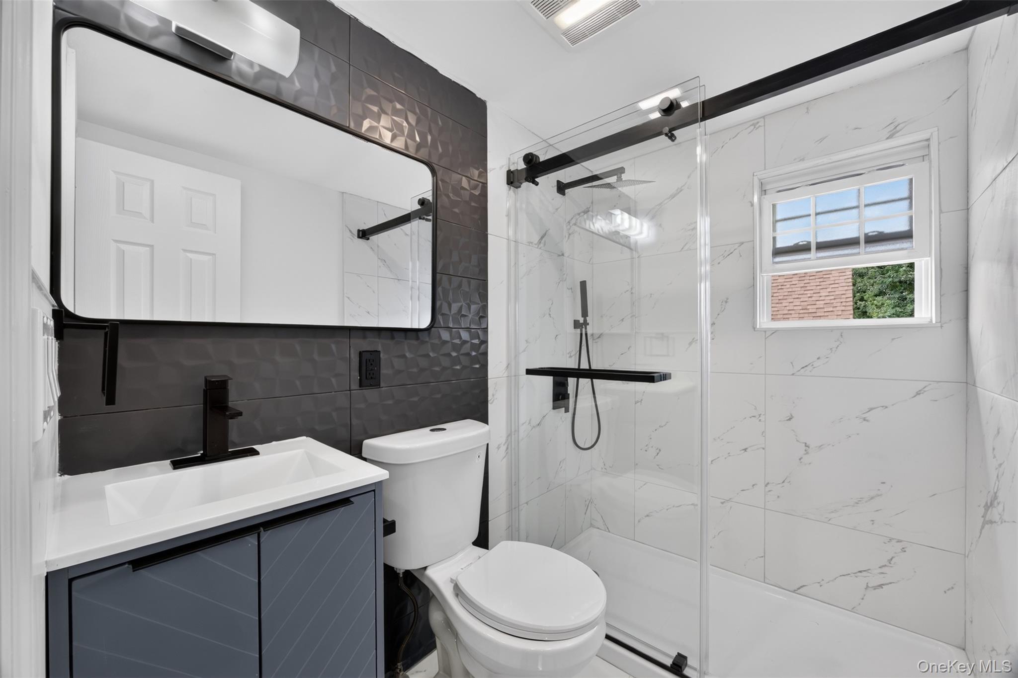 33 Carol Street Property Photo 20