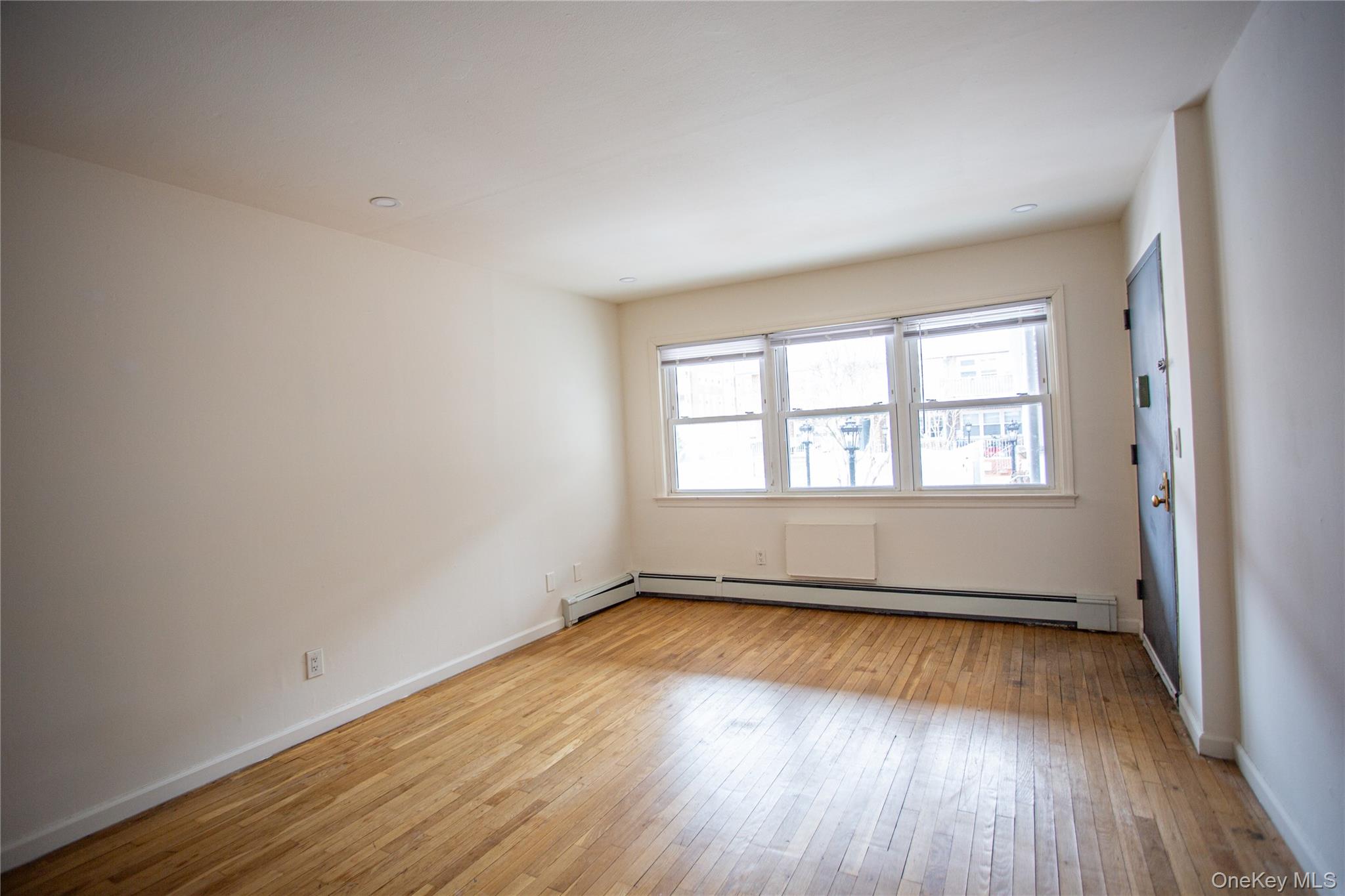 765 Shore Road 1l Property Photo 5
