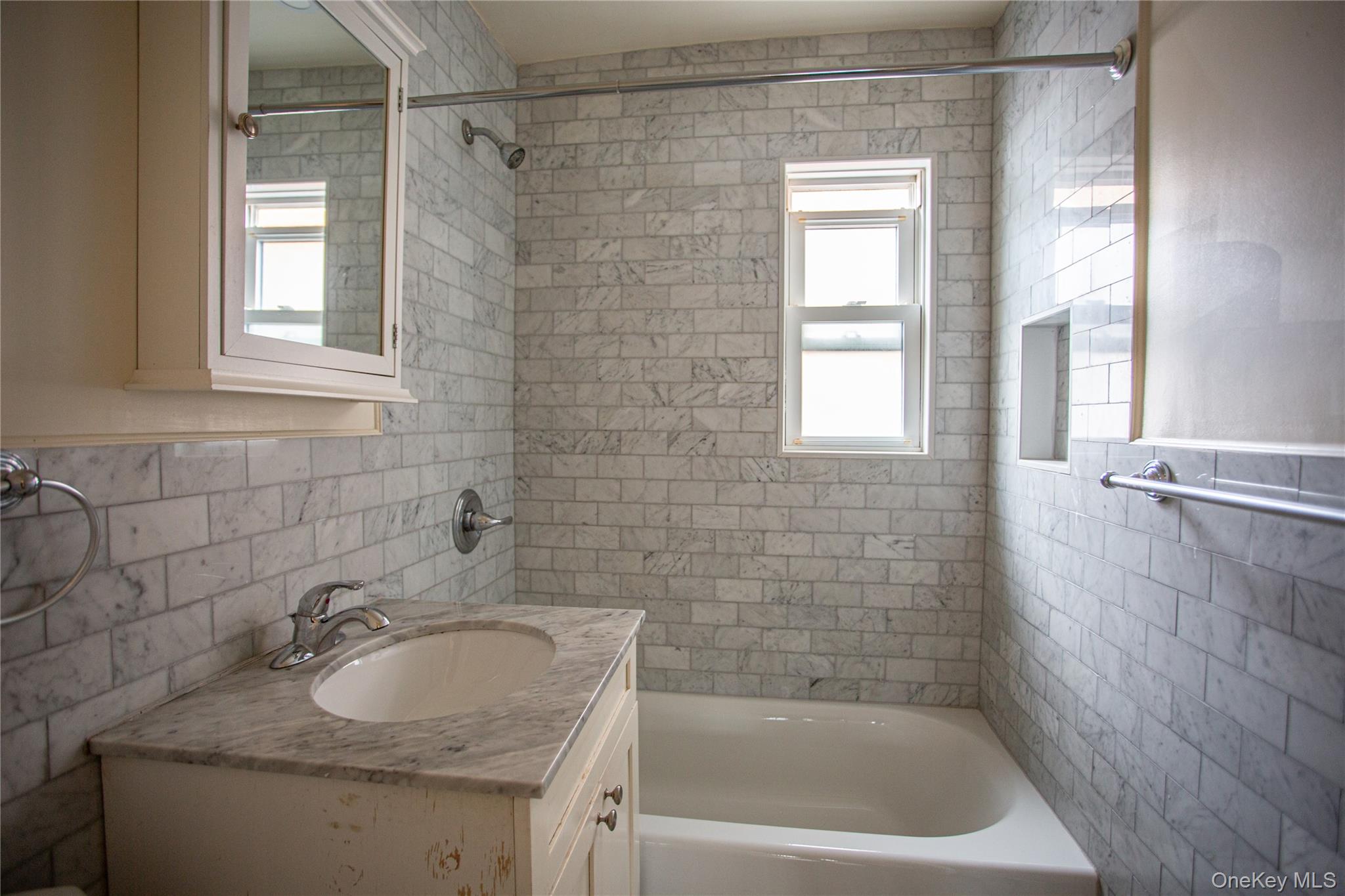 765 Shore Road 1l Property Photo 7