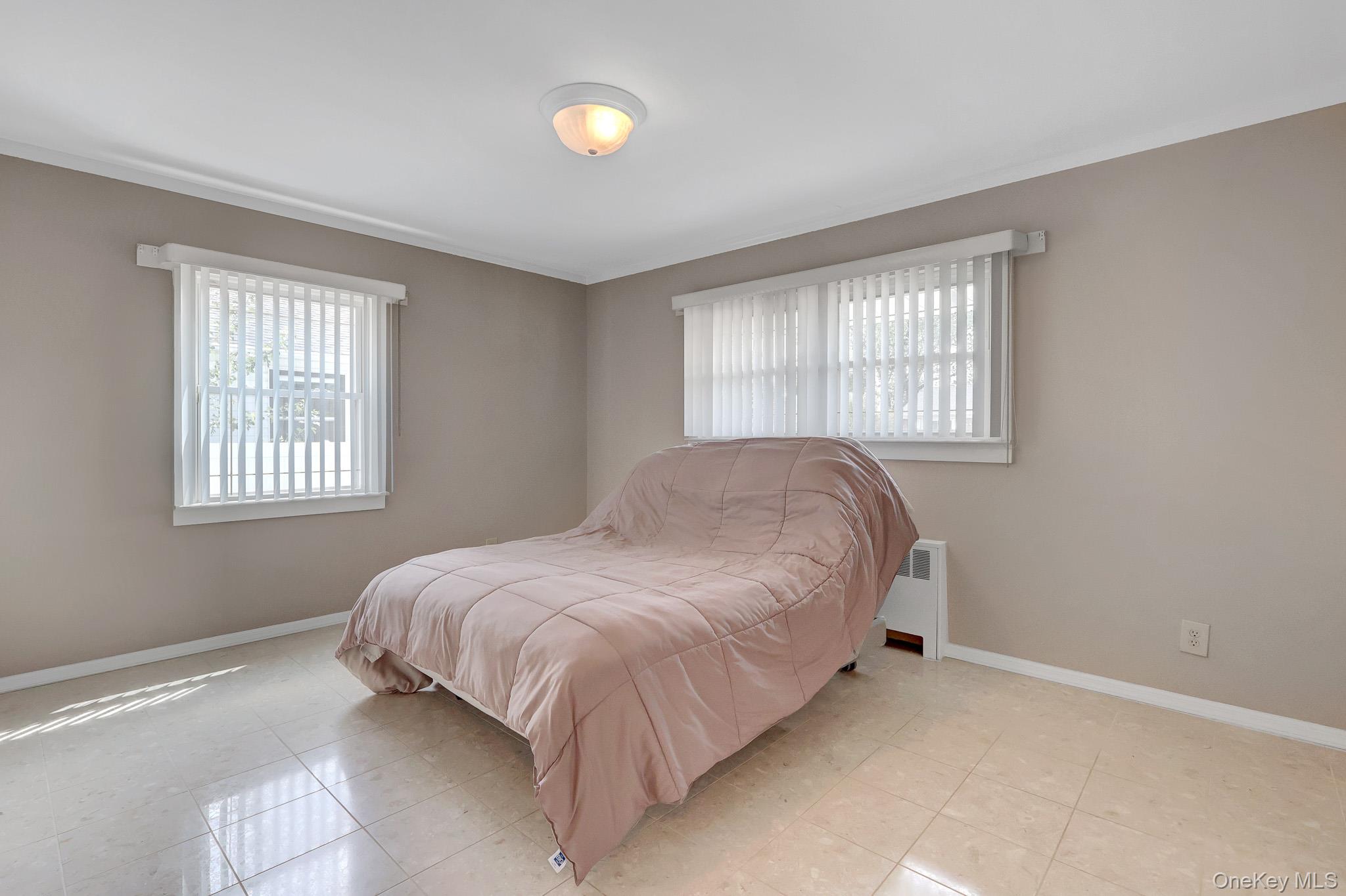 148 S Dean Street Property Photo 20