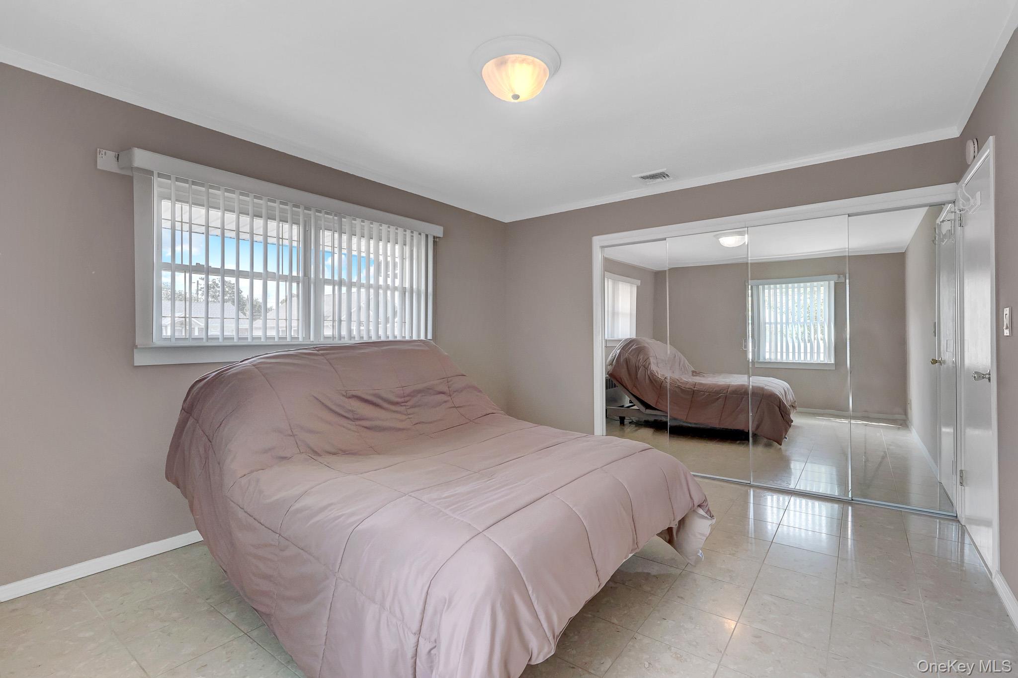 148 S Dean Street Property Photo 21