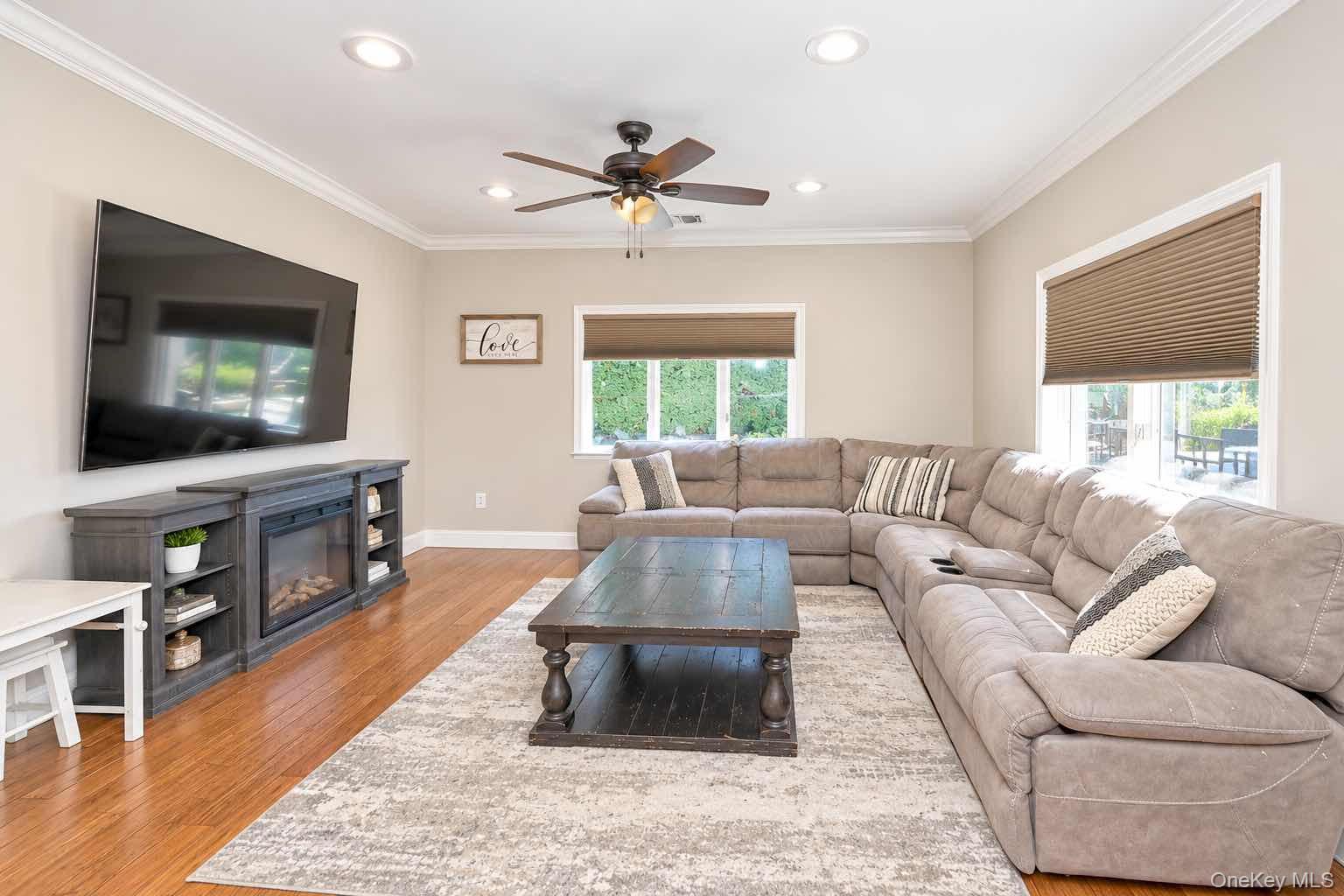 37 Gaymor Lane Property Photo 11