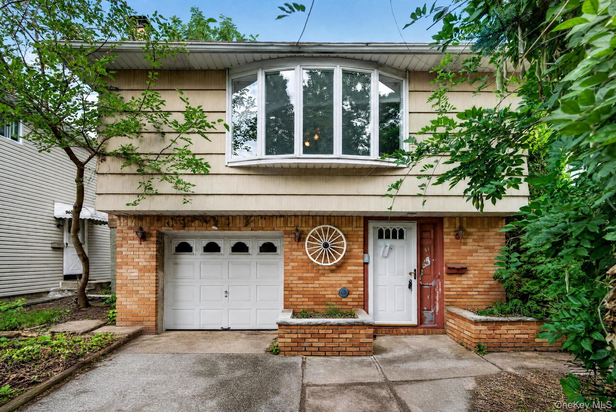 956 Annadale Road Property Photo 1