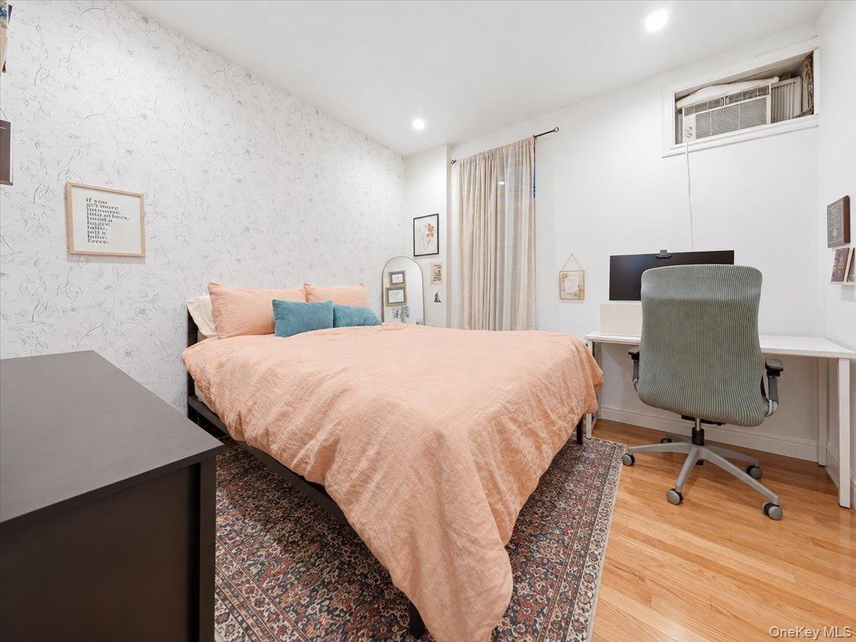 51 W 106th St New York 1a Property Photo 8