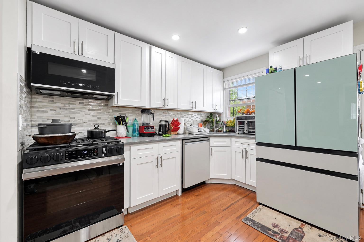 3035 Yates Avenue Property Photo 13