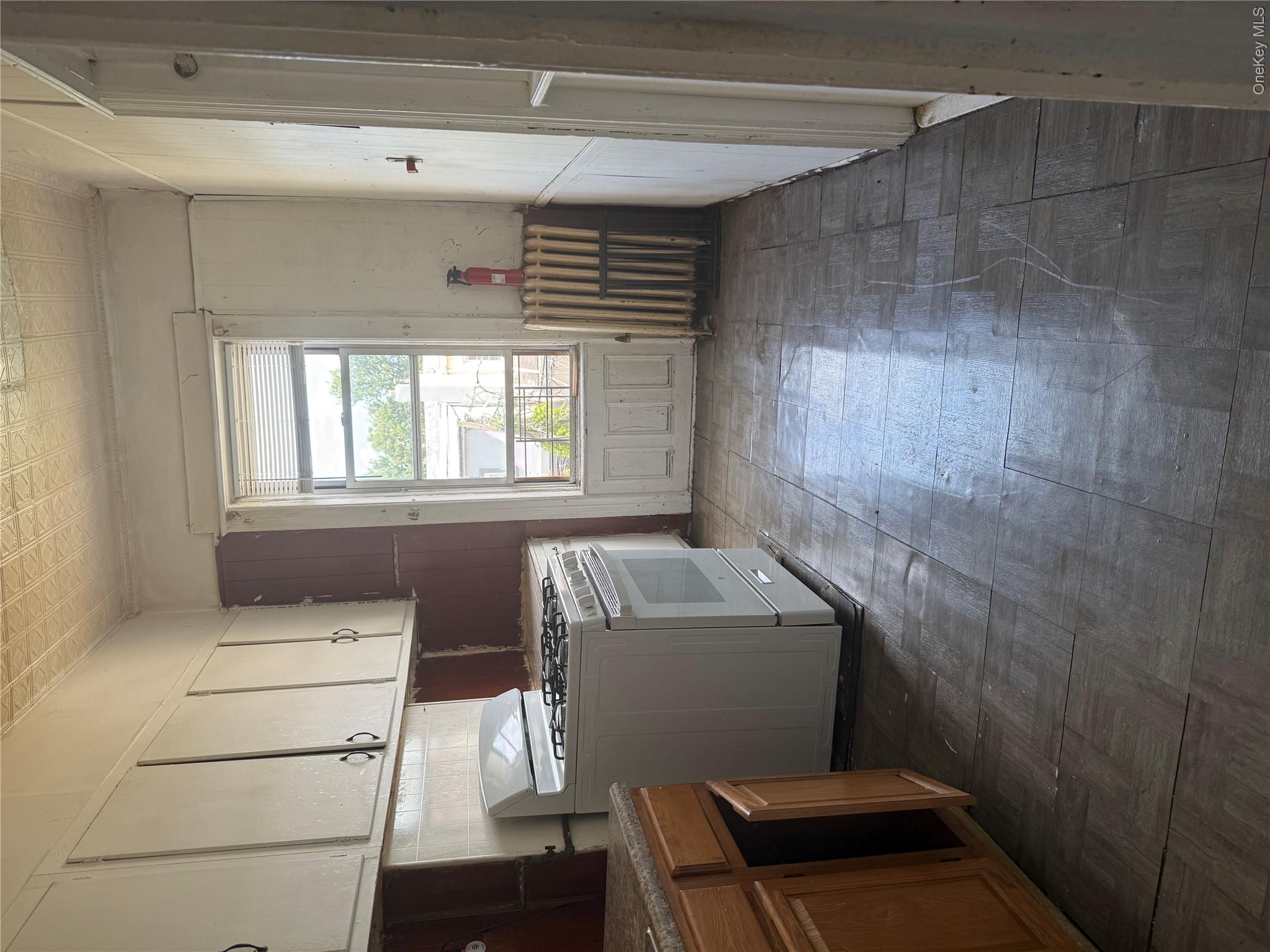 269 Grant Avenue Property Photo 5