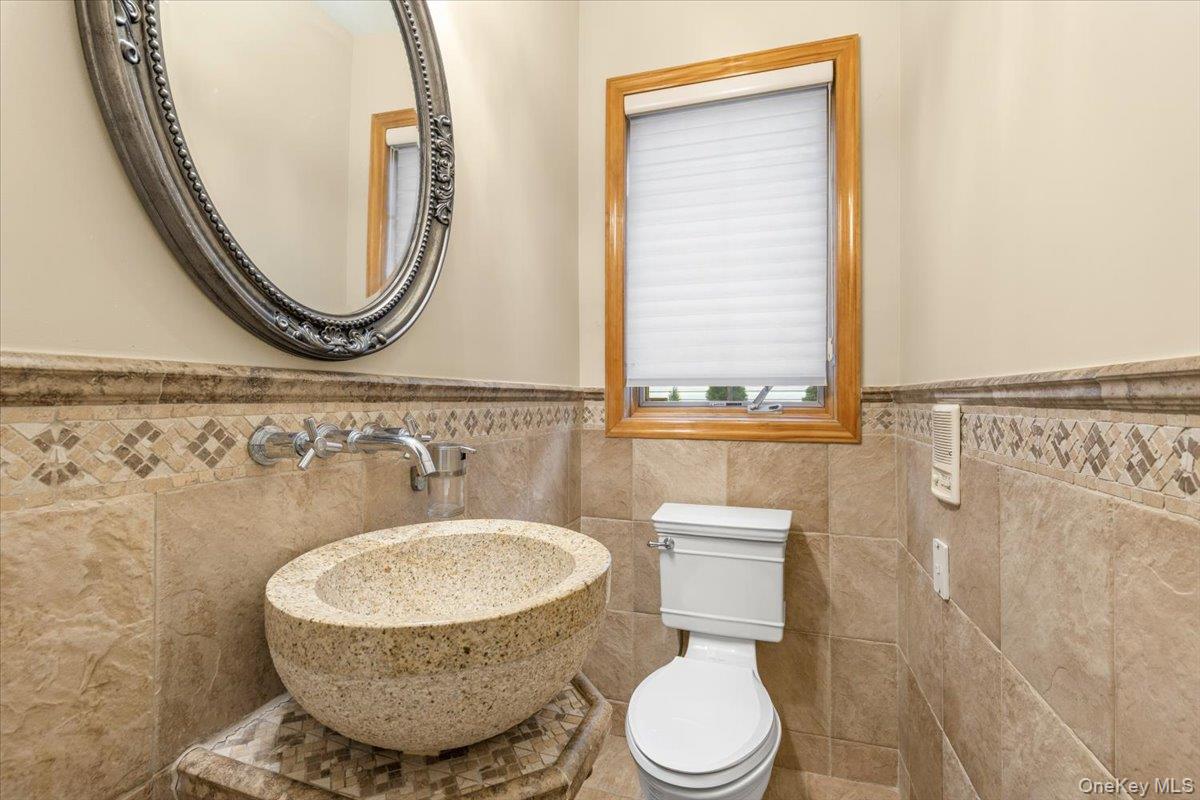 5125 Amboy Road Property Photo 12