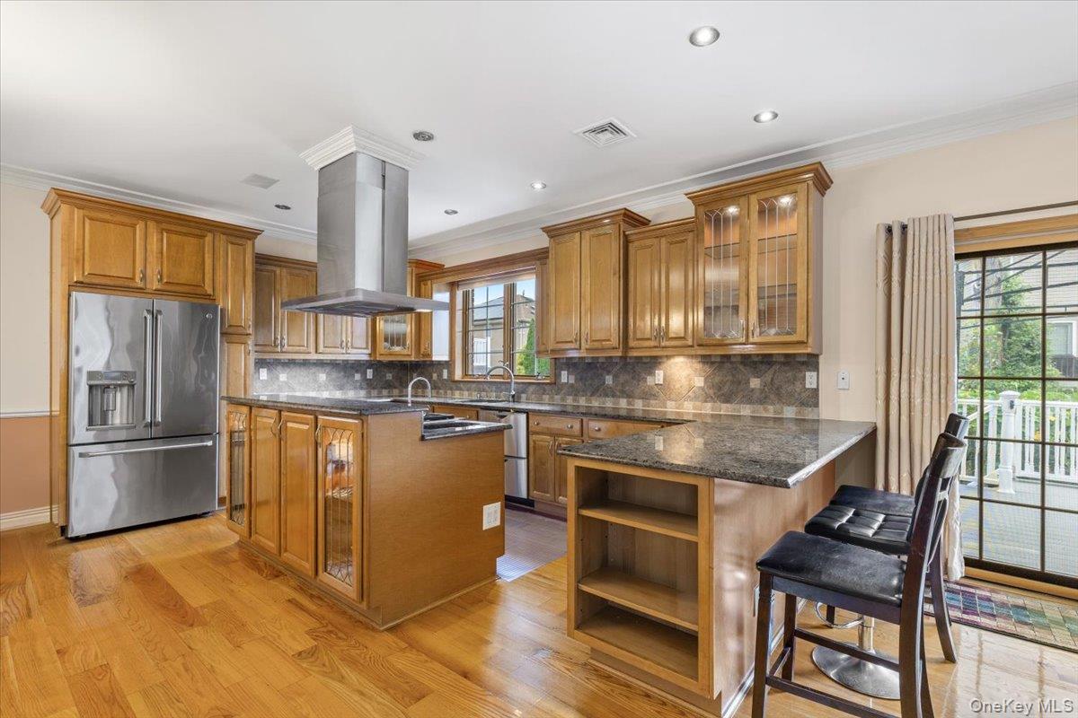 5125 Amboy Road Property Photo 15