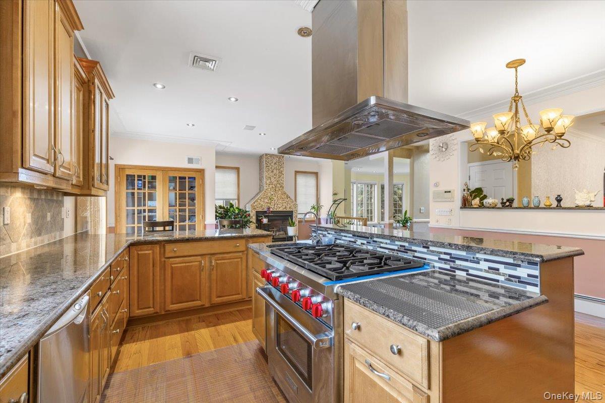 5125 Amboy Road Property Photo 18