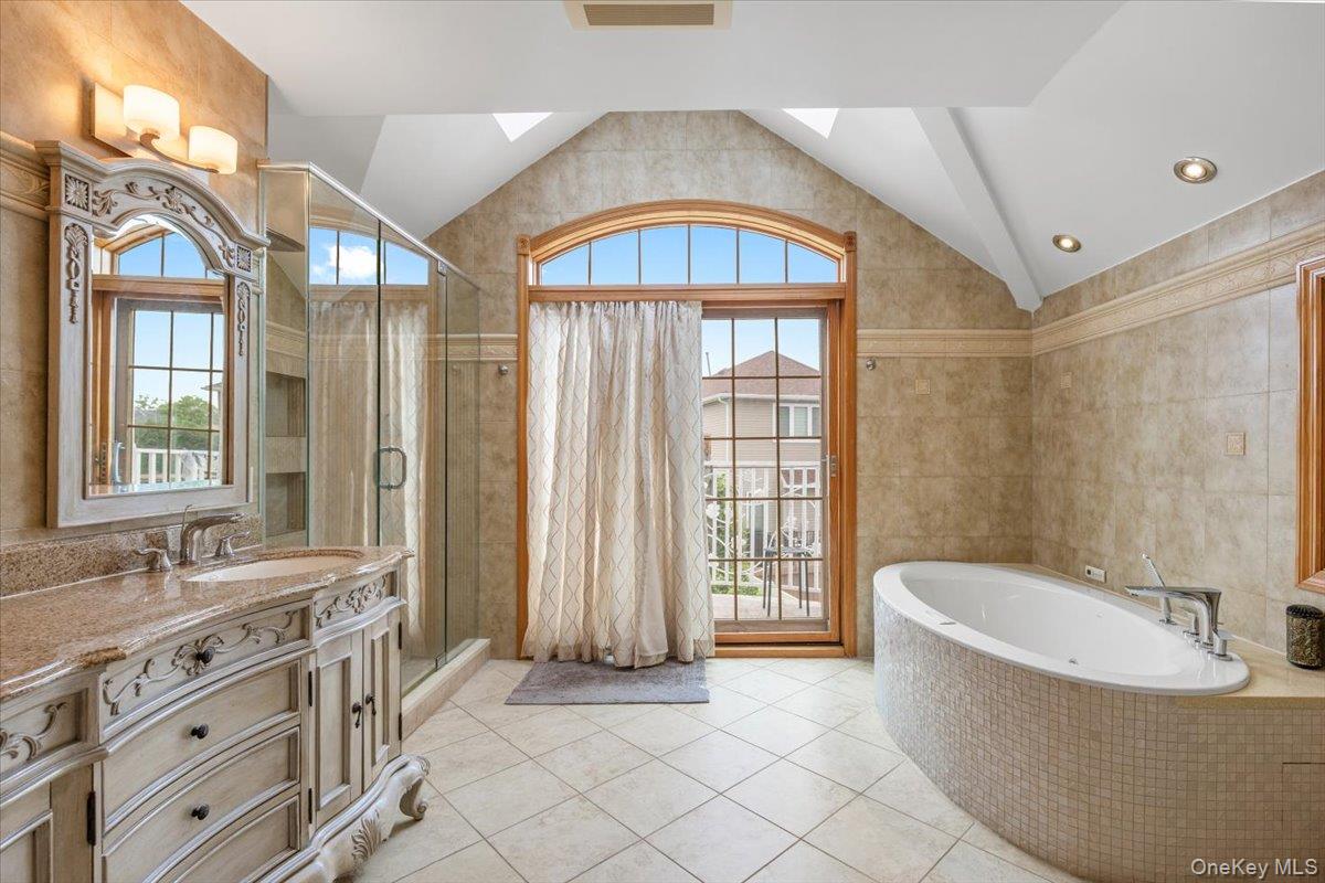 5125 Amboy Road Property Photo 25