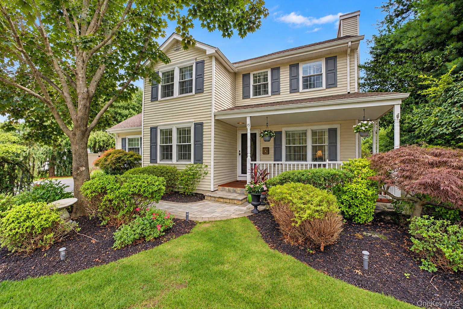 15 Winnecomac Circle Property Photo 1