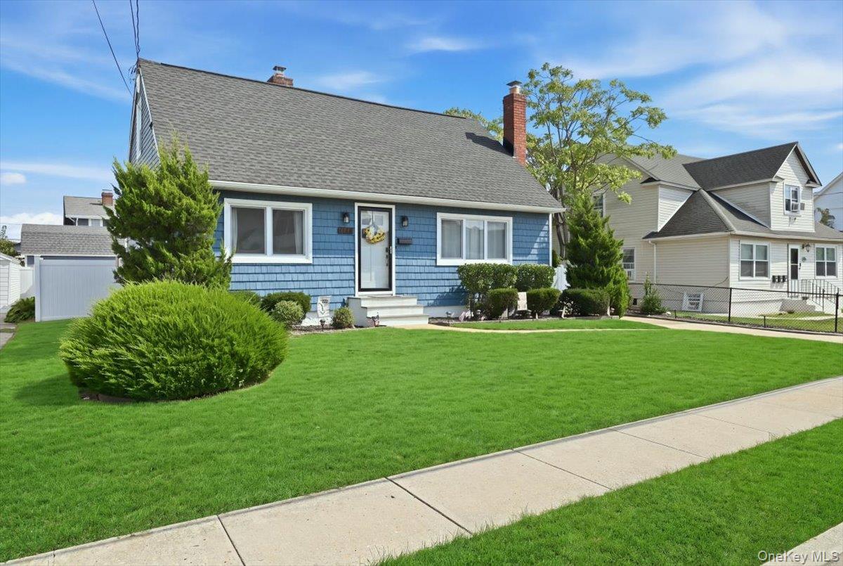 293 Roosevelt Avenue Property Photo 1