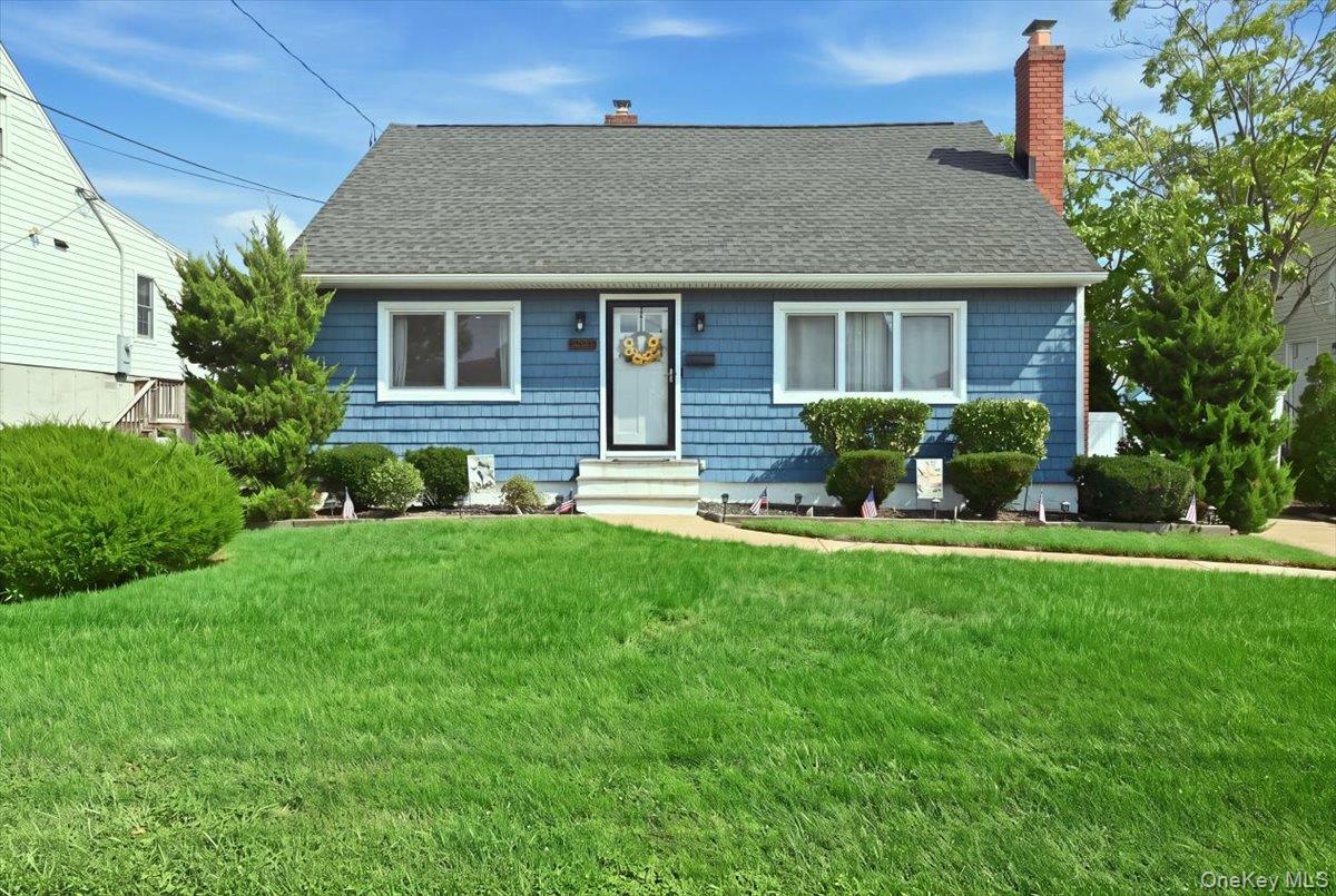293 Roosevelt Avenue Property Photo 2