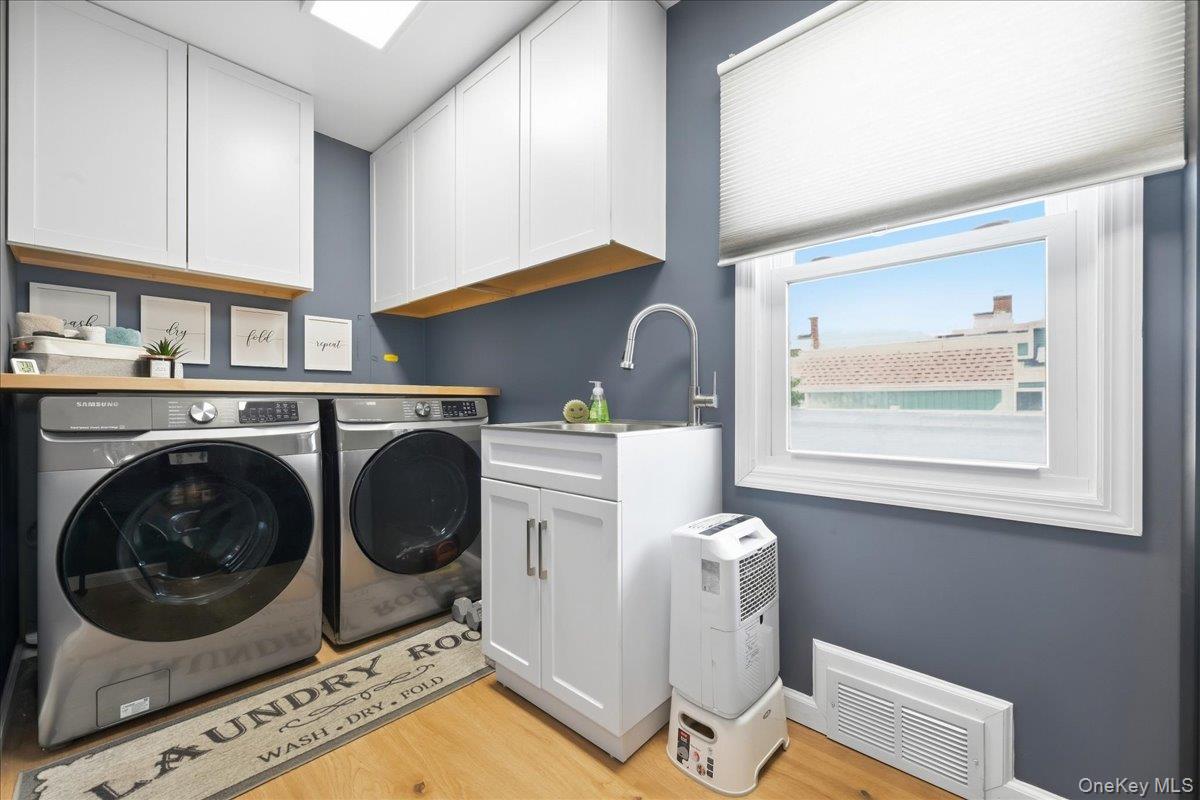 293 Roosevelt Avenue Property Photo 15