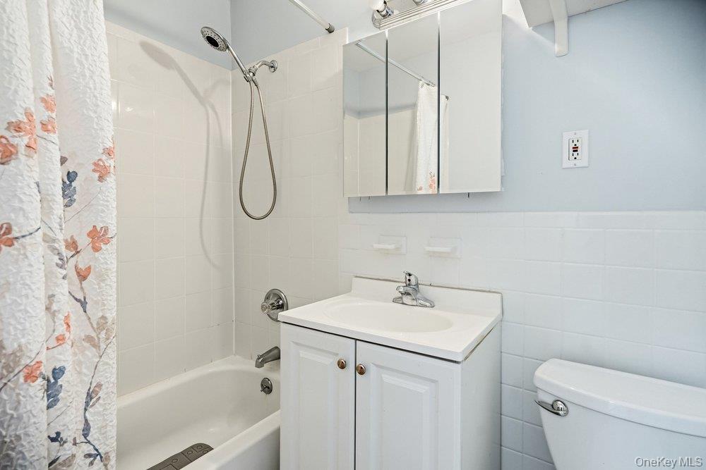 460 Old Town Road 27l Property Photo 18