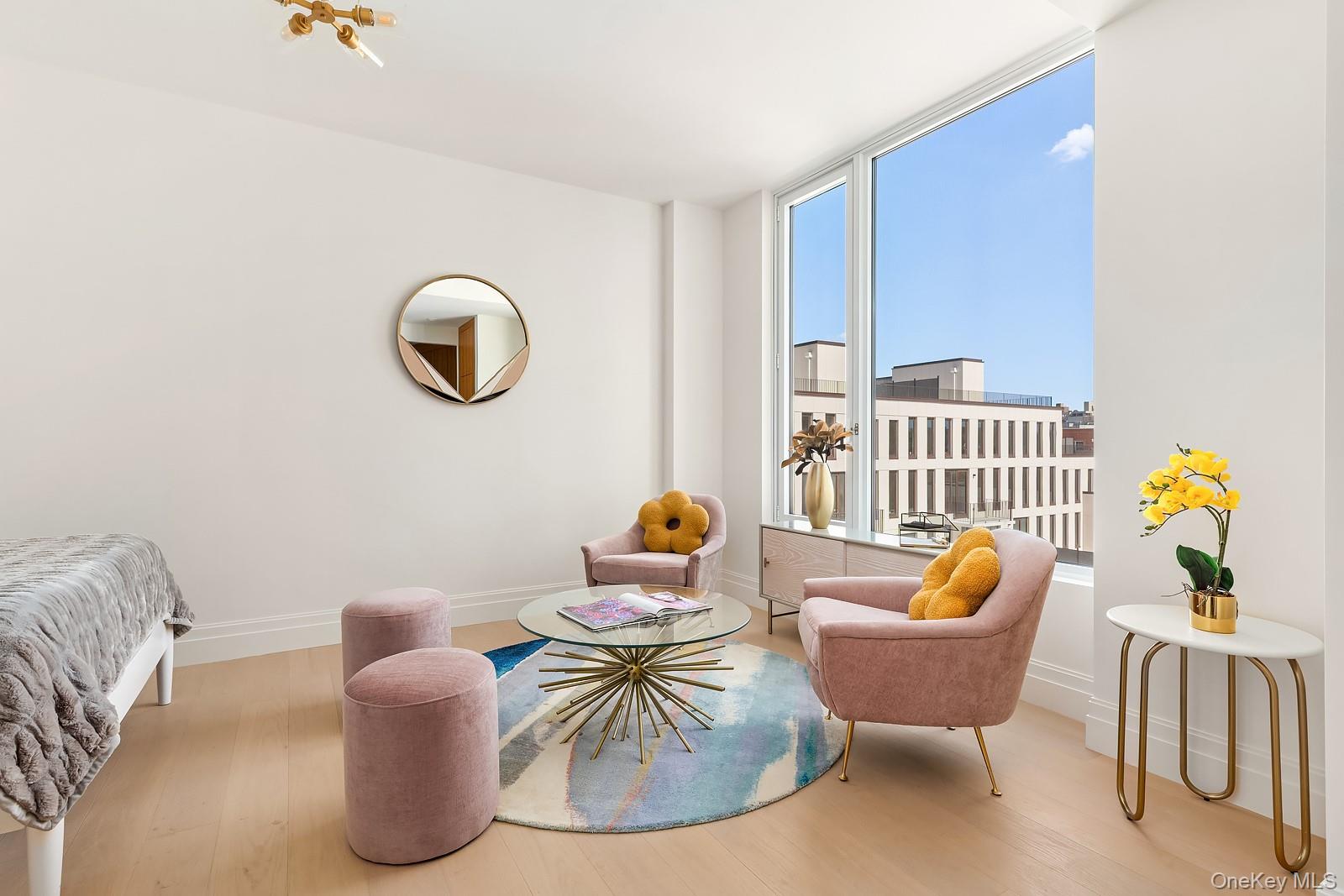 30-55 Vernon Boulevard 8D Property Photo 1