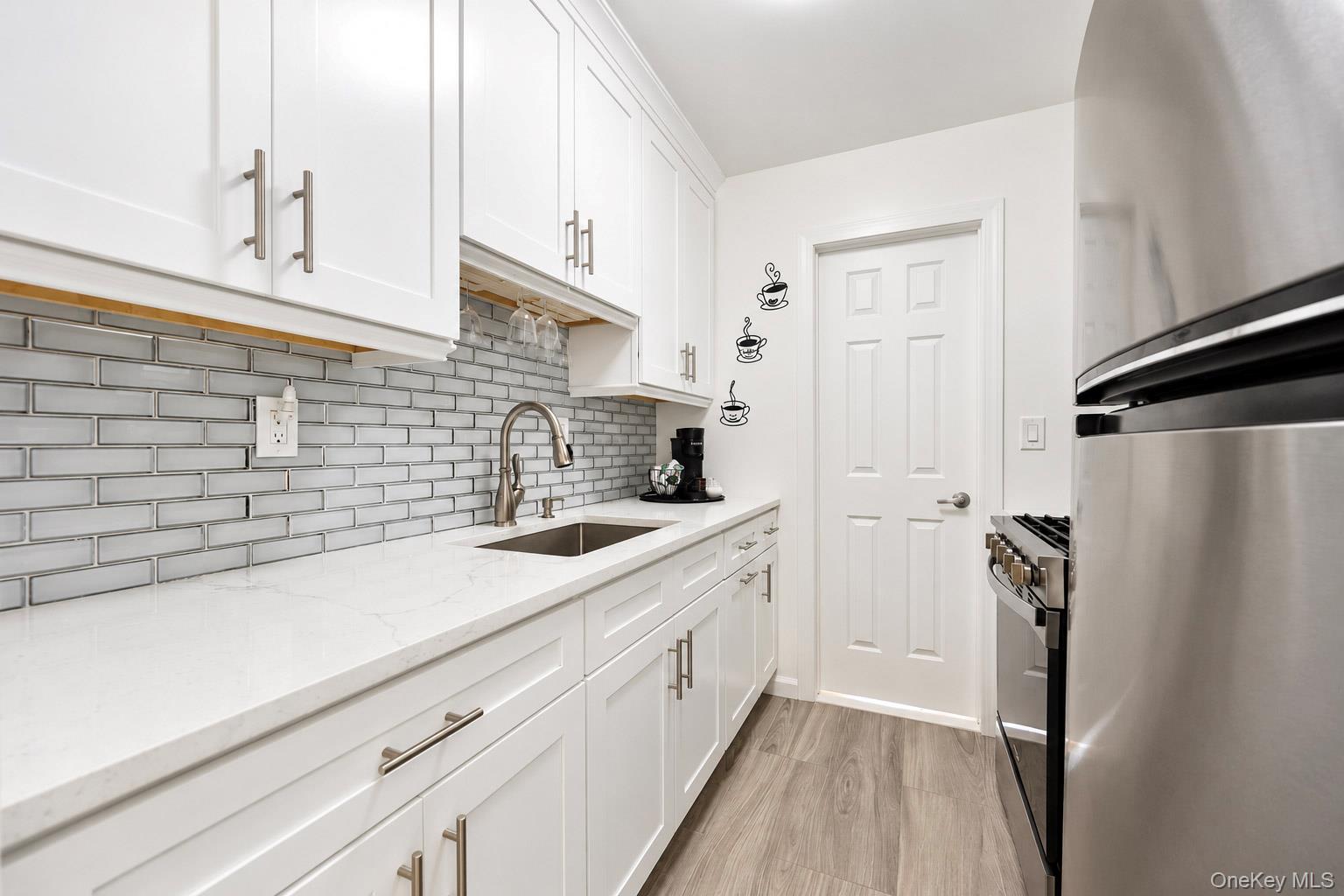 1841 Central Park Ave 11f Property Photo 5