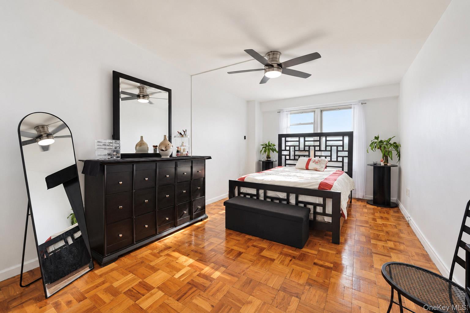 1841 Central Park Ave 11f Property Photo 8