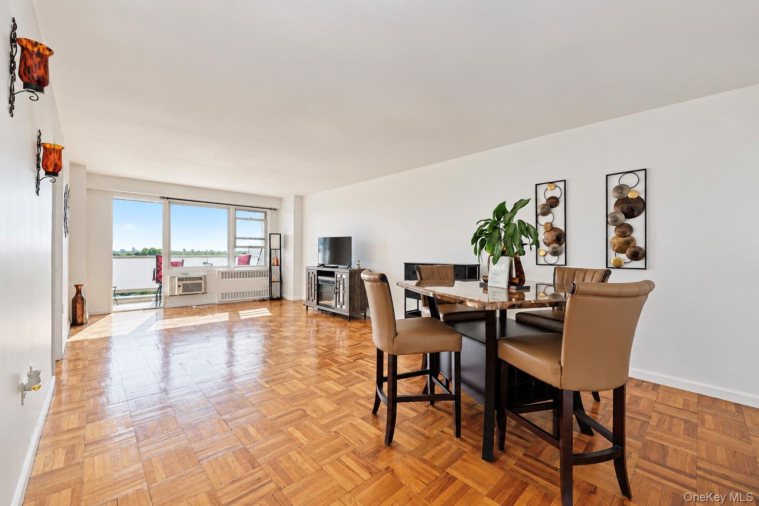 1841 Central Park Ave 11f Property Photo 14