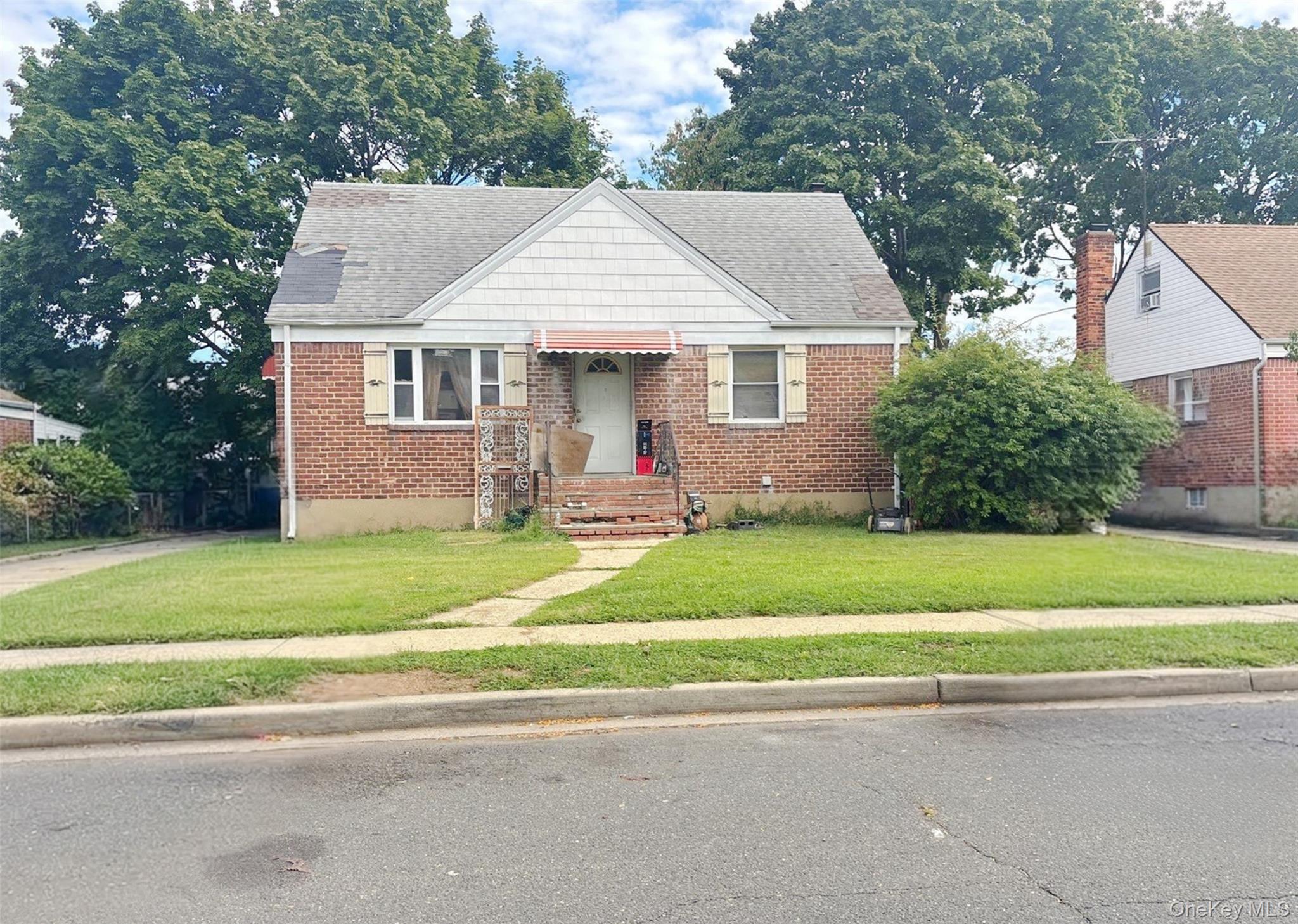 89 Chase Street Property Photo 1