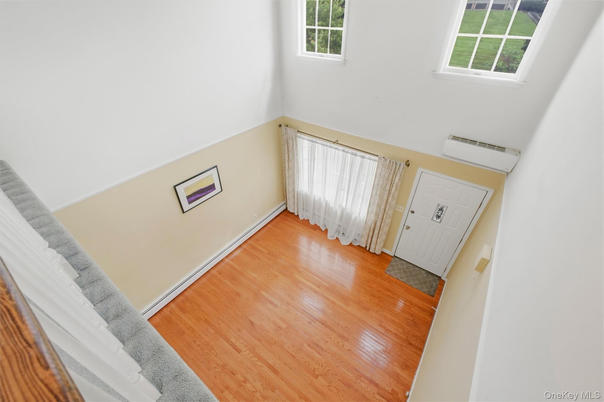 1069 Wolcott Avenue Property Photo 19
