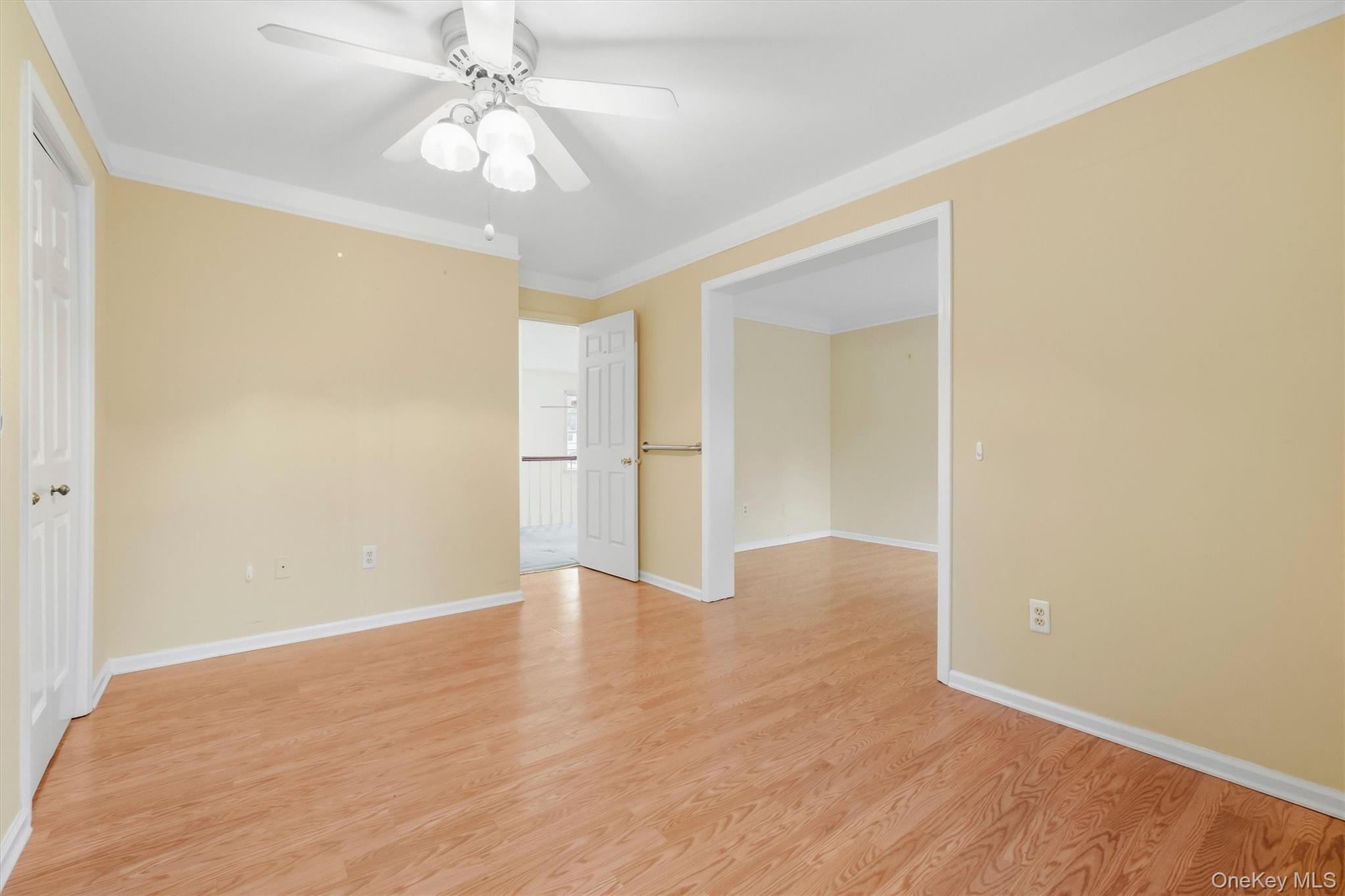 1069 Wolcott Avenue Property Photo 25