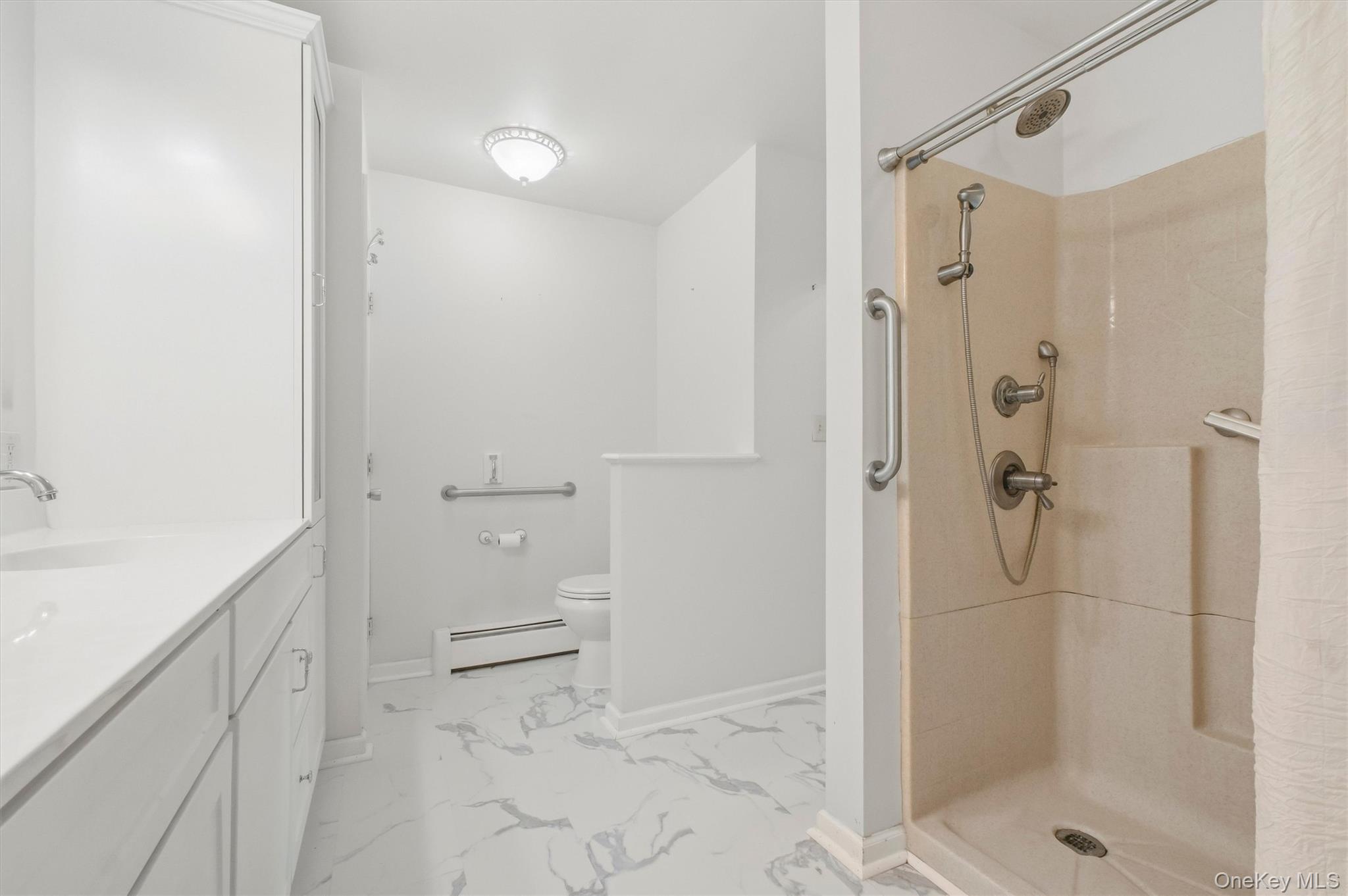1069 Wolcott Avenue Property Photo 28