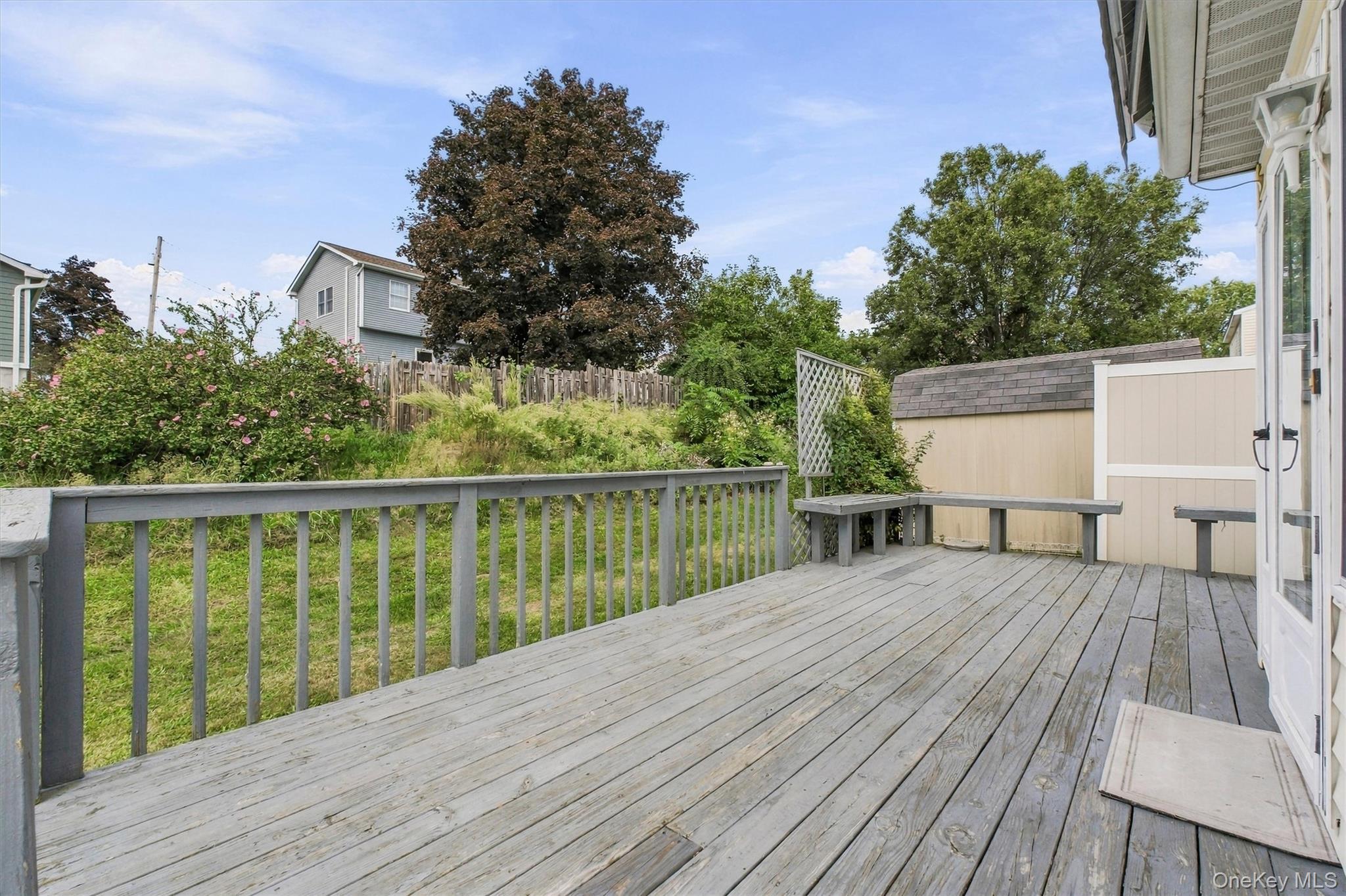 1069 Wolcott Avenue Property Photo 32