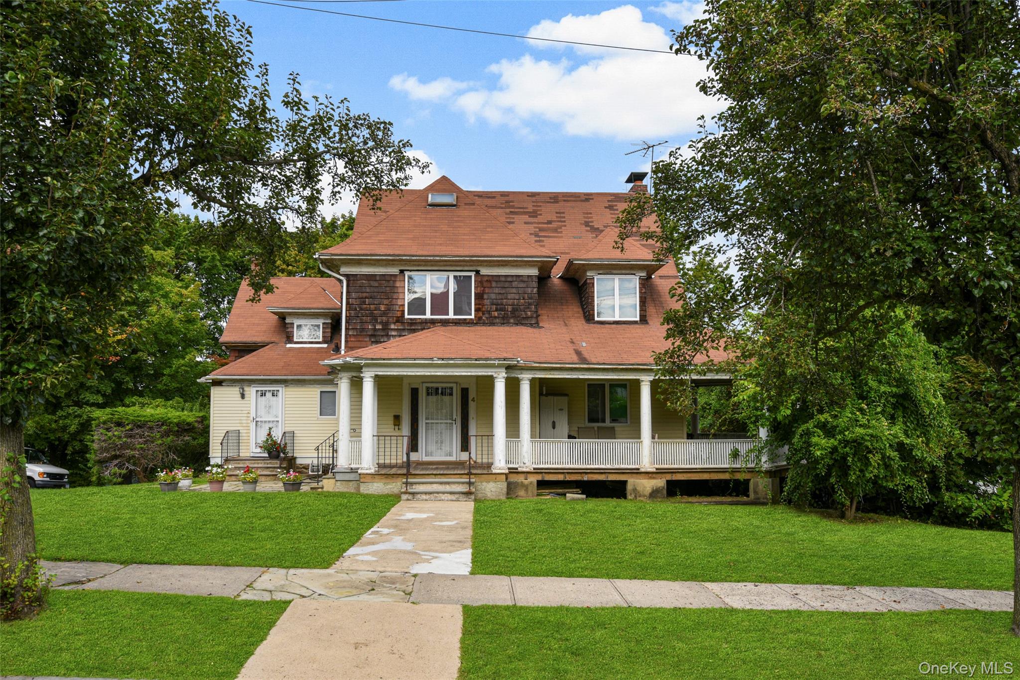 4 Ridgeview Avenue Property Photo 1