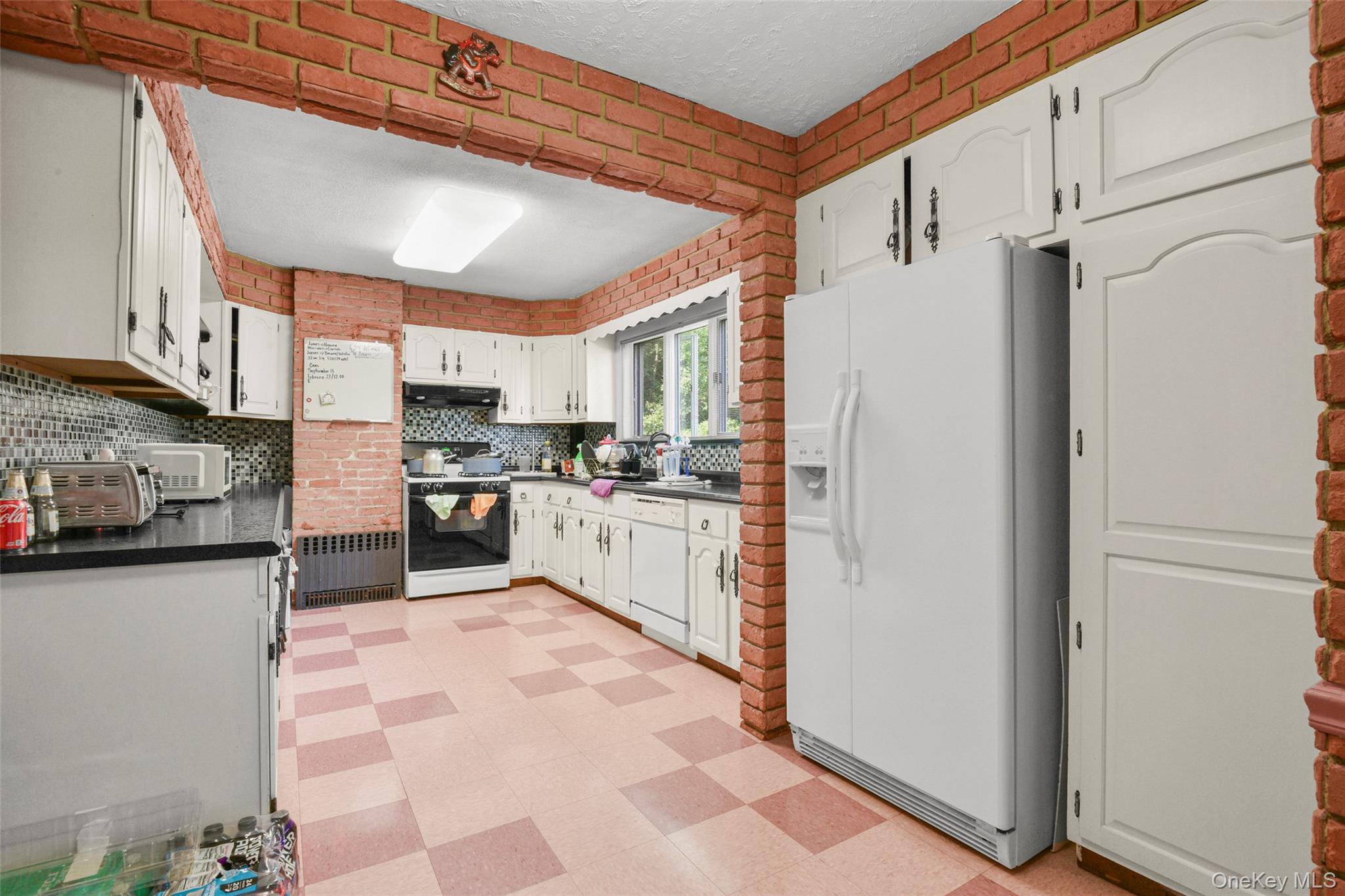 4 Ridgeview Avenue Property Photo 7