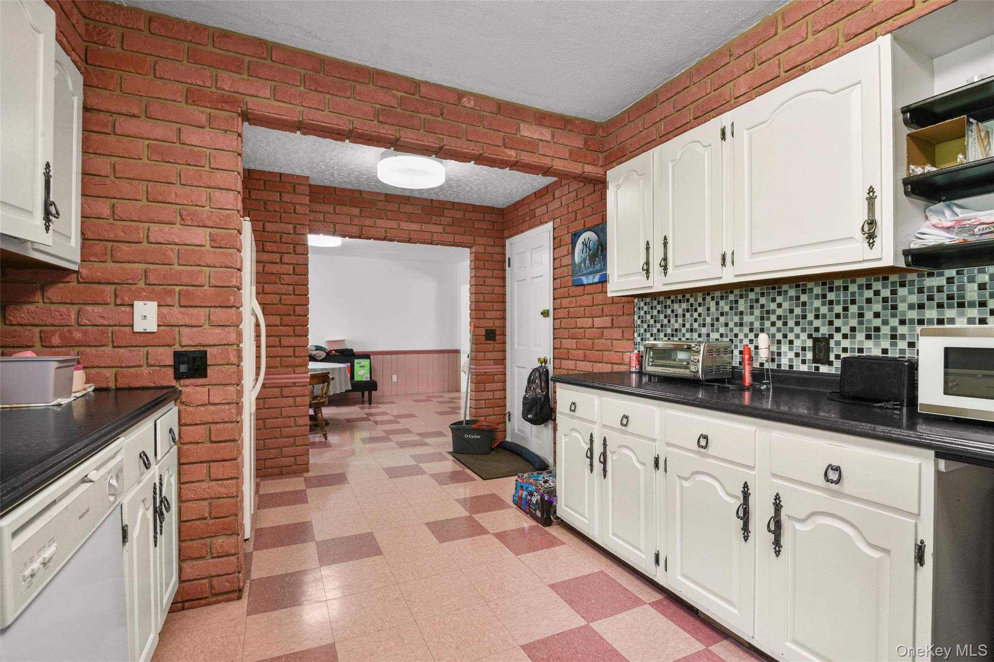 4 Ridgeview Avenue Property Photo 9