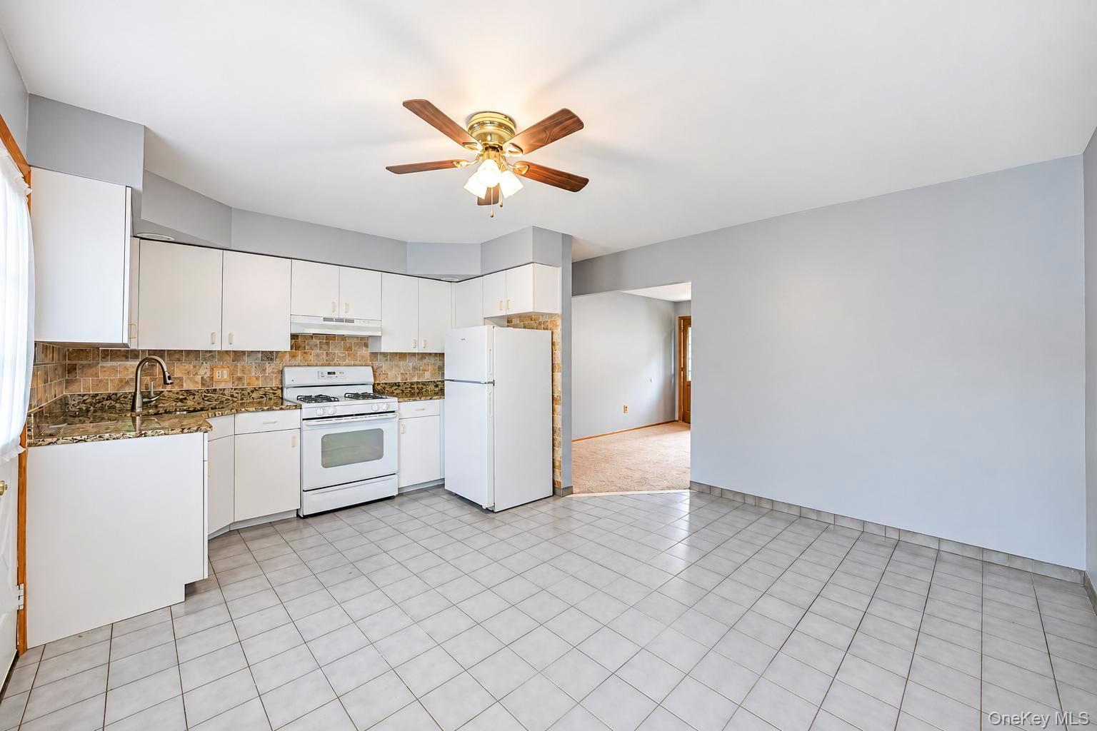 278 Lake Drive Property Photo 9