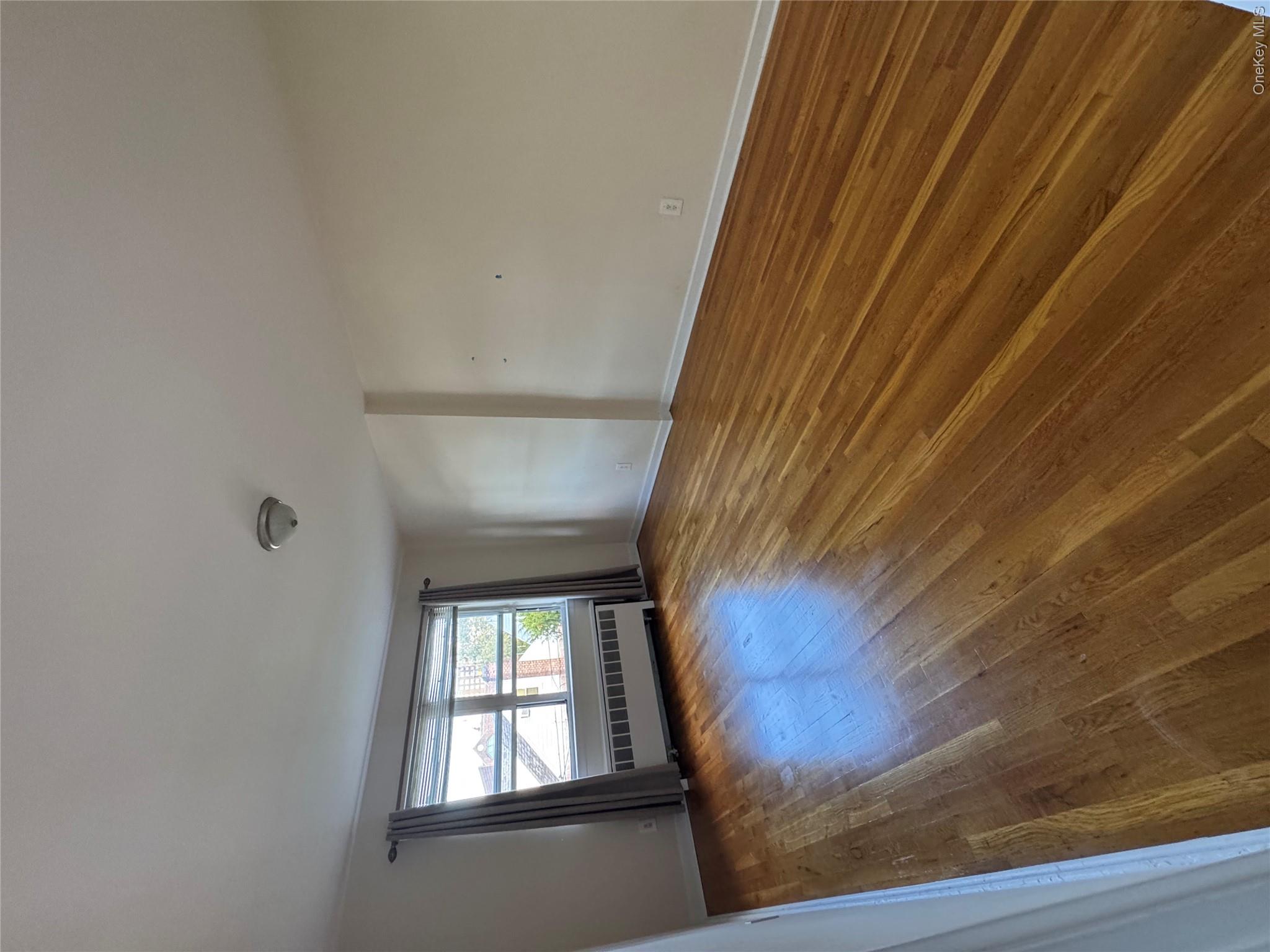 6131 185th Street 2fl Property Photo 5