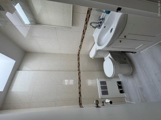 6131 185th Street 2fl Property Photo 8