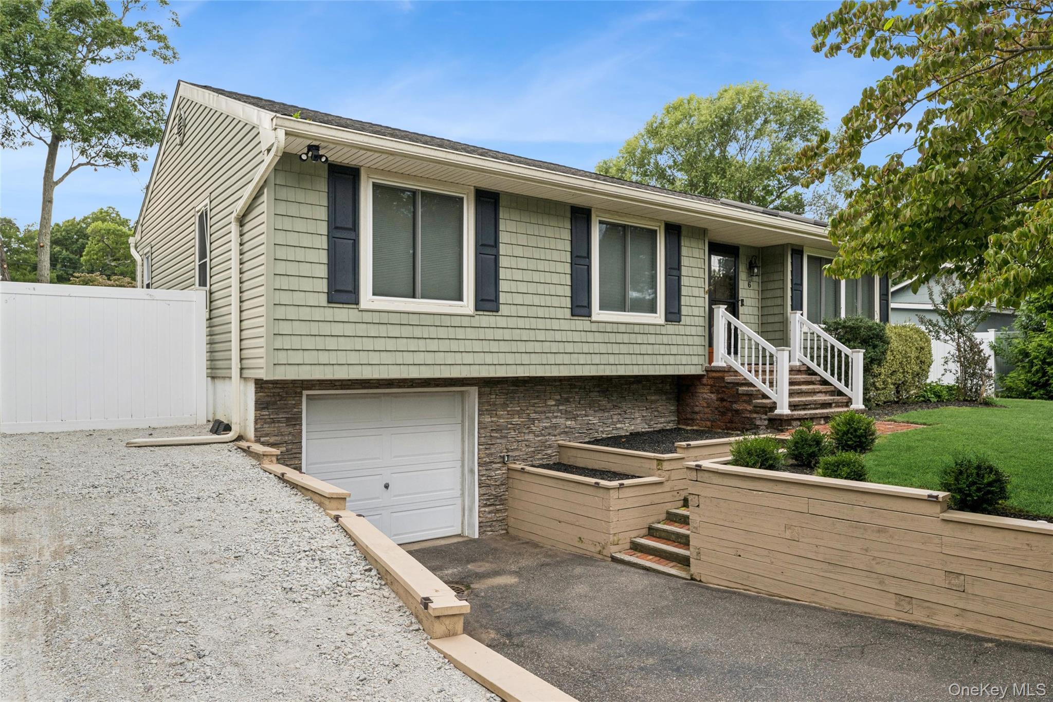 6 Rosewood Road Property Photo 3