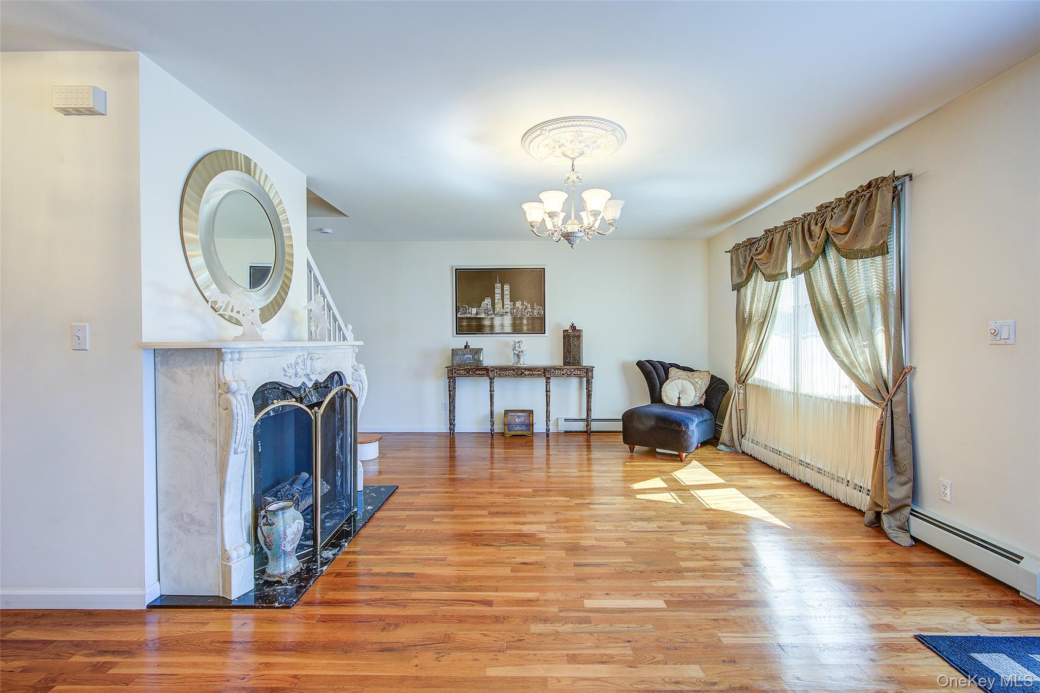 64 Cottage Place Property Photo 8