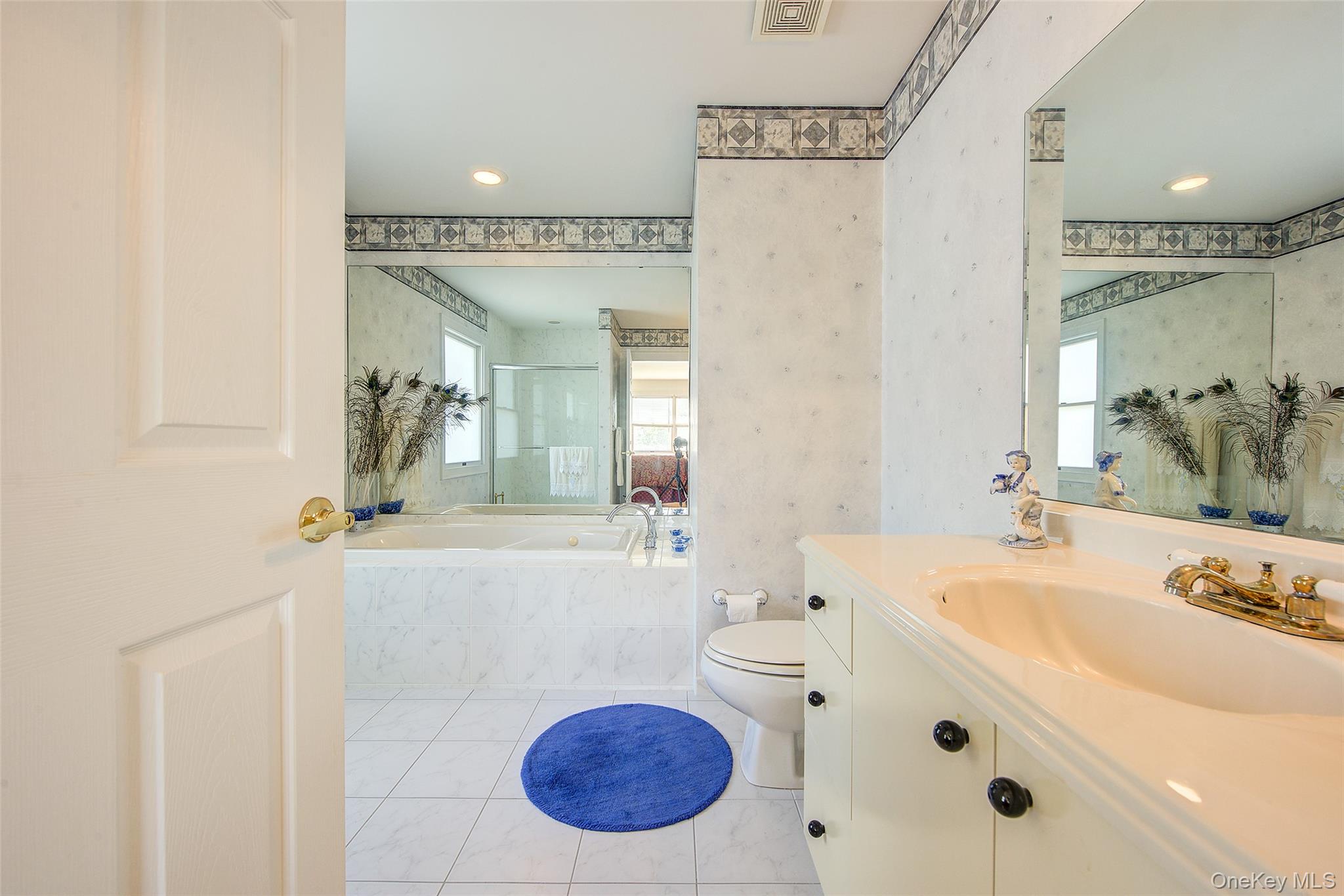 64 Cottage Place Property Photo 25