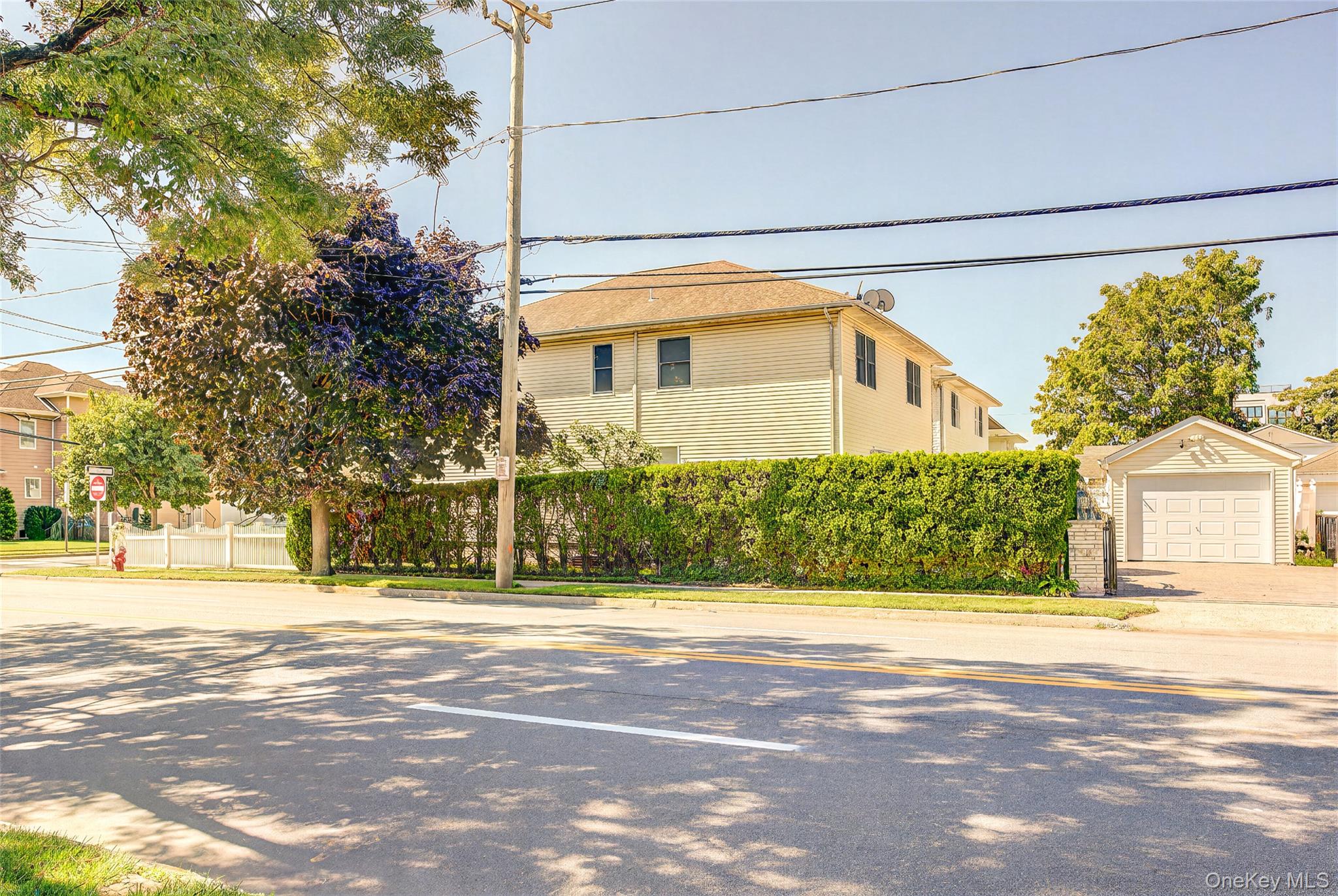 64 Cottage Place Property Photo 40