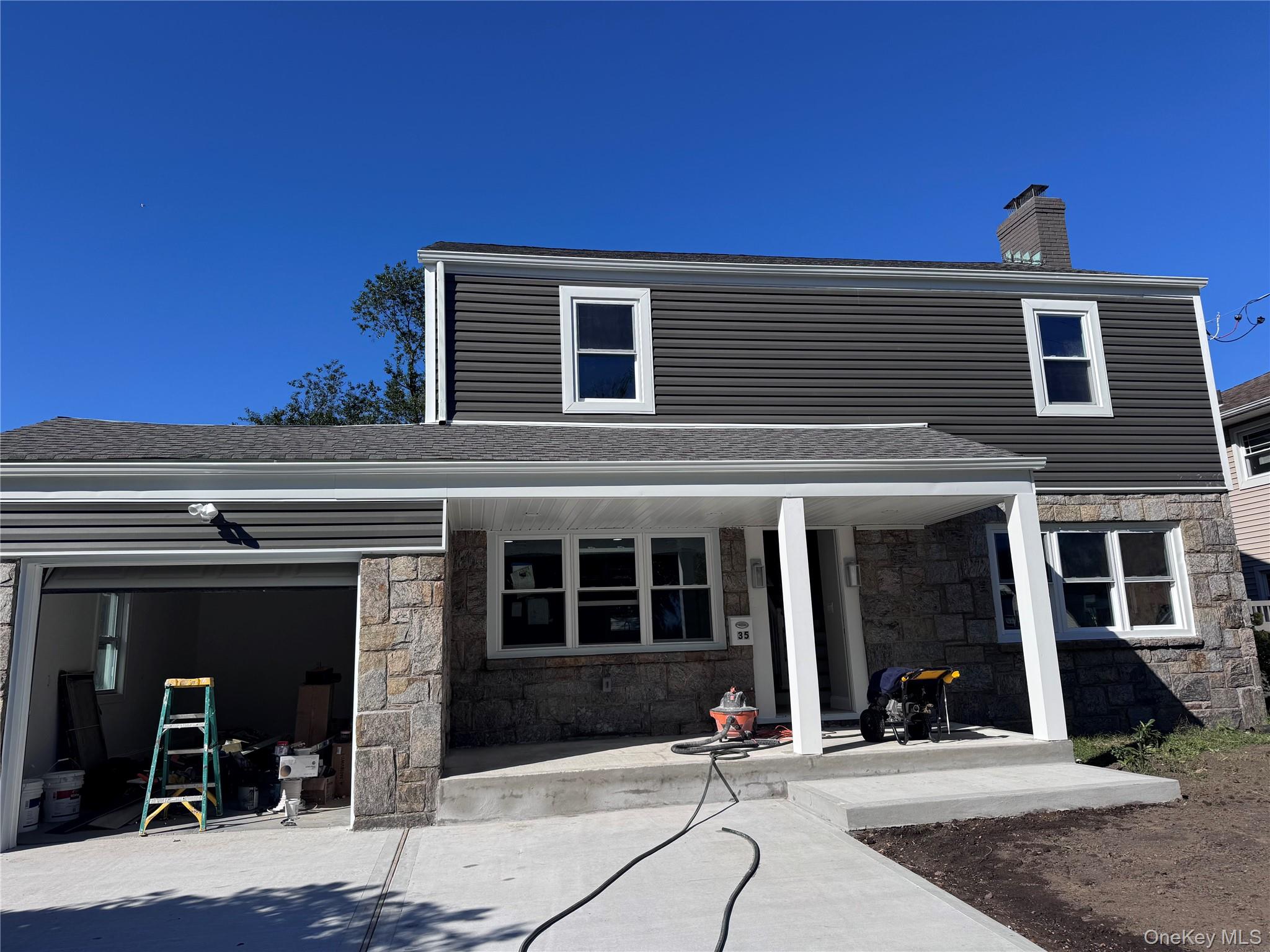 35 Park Boulevard Property Photo 1