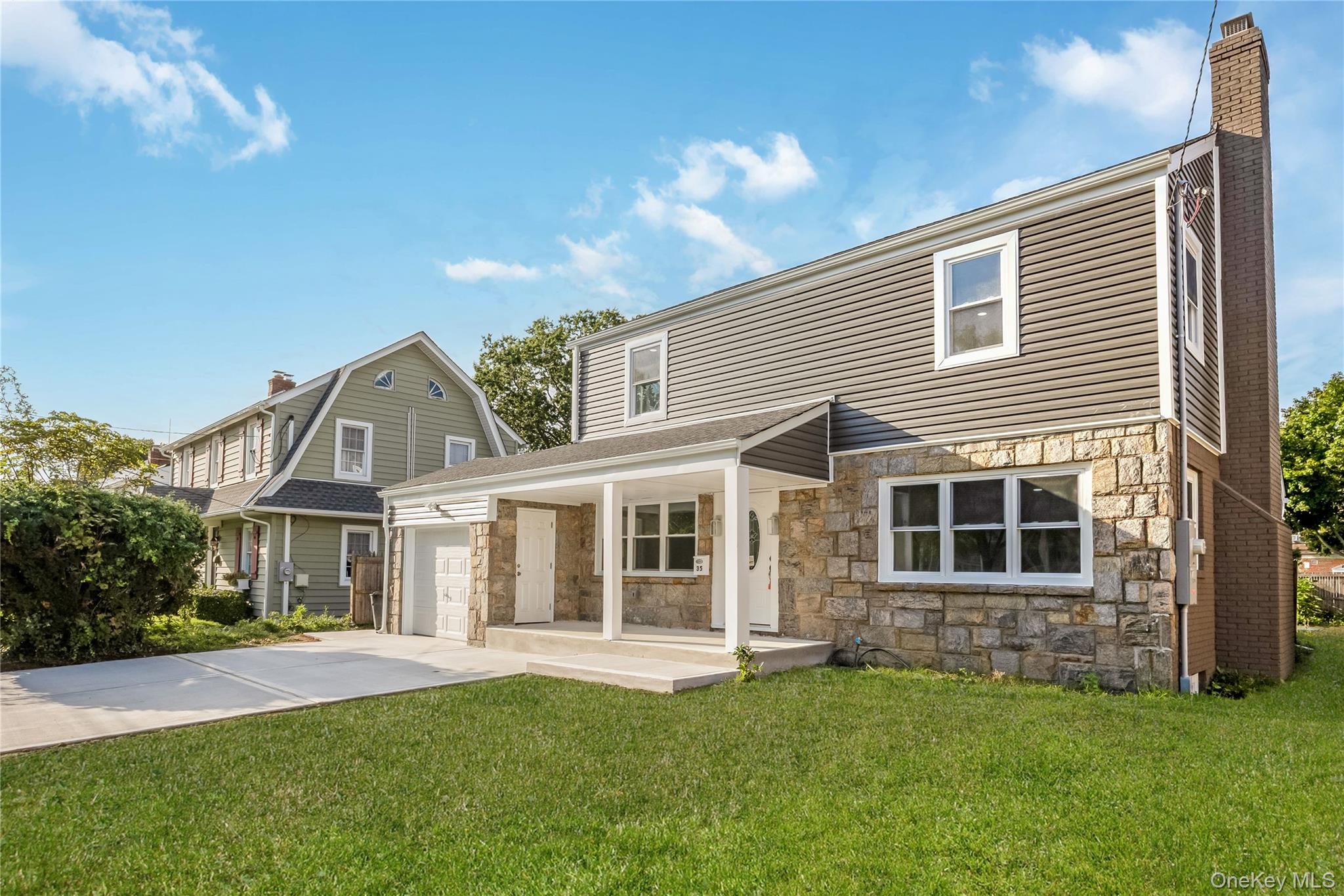 35 Park Boulevard Property Photo 2