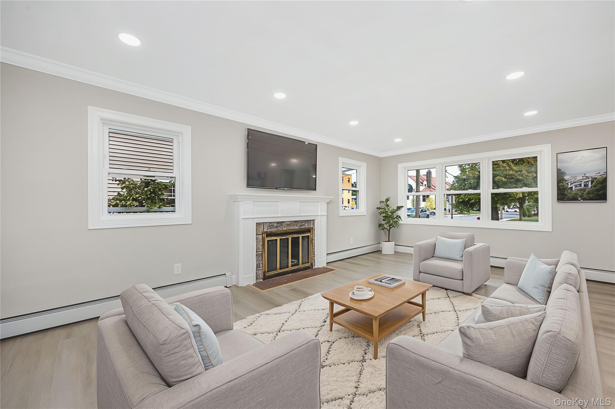 35 Park Boulevard Property Photo 7