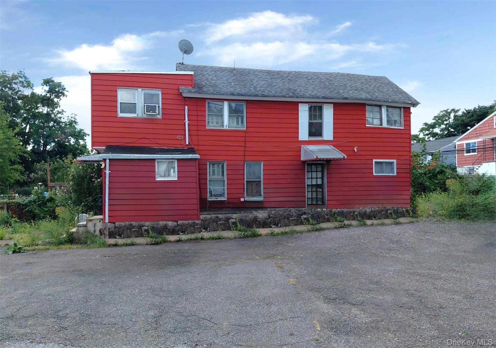 2 Alder Street Property Photo 3