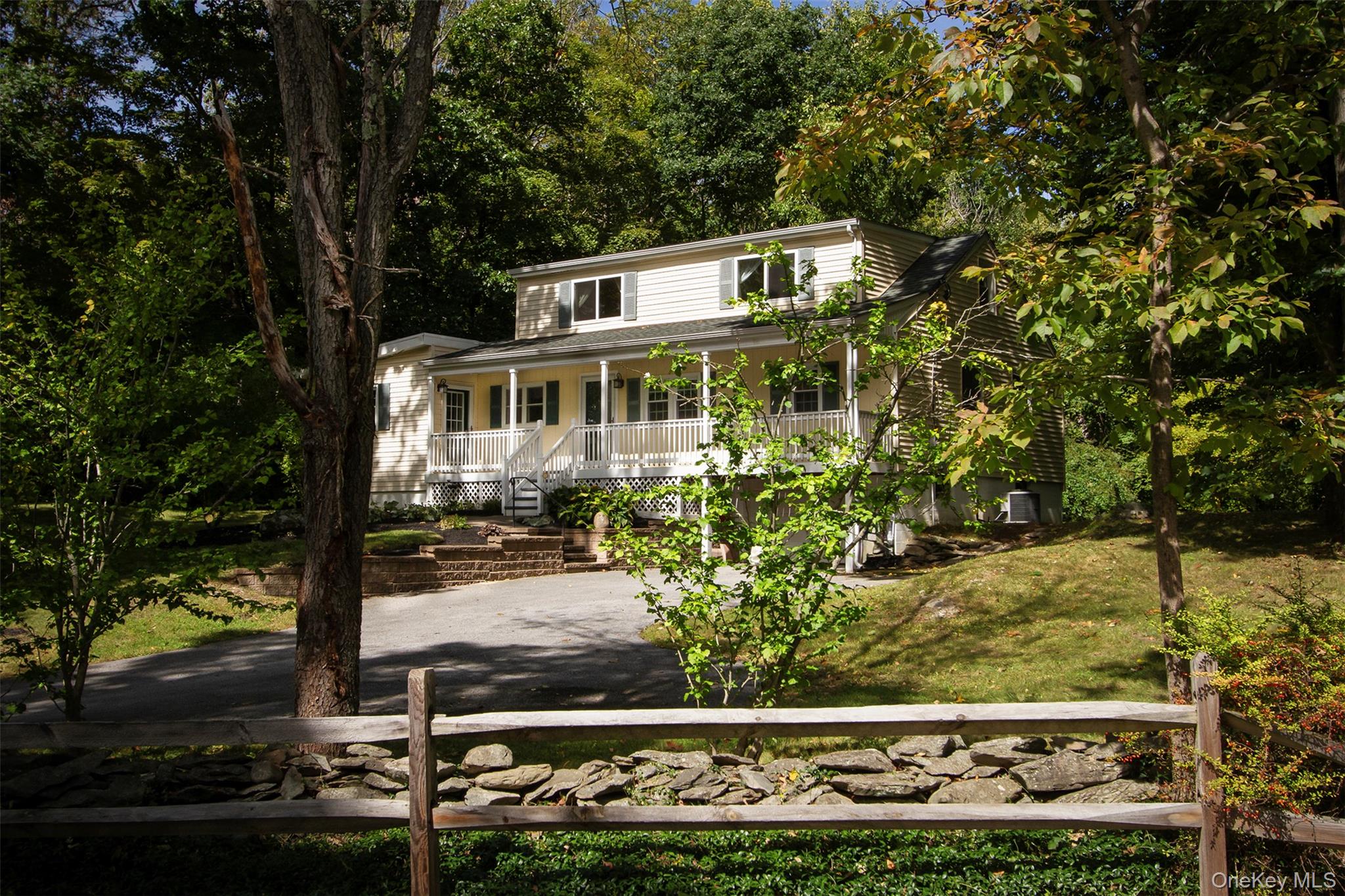 9 Horns Park Road Property Photo 1
