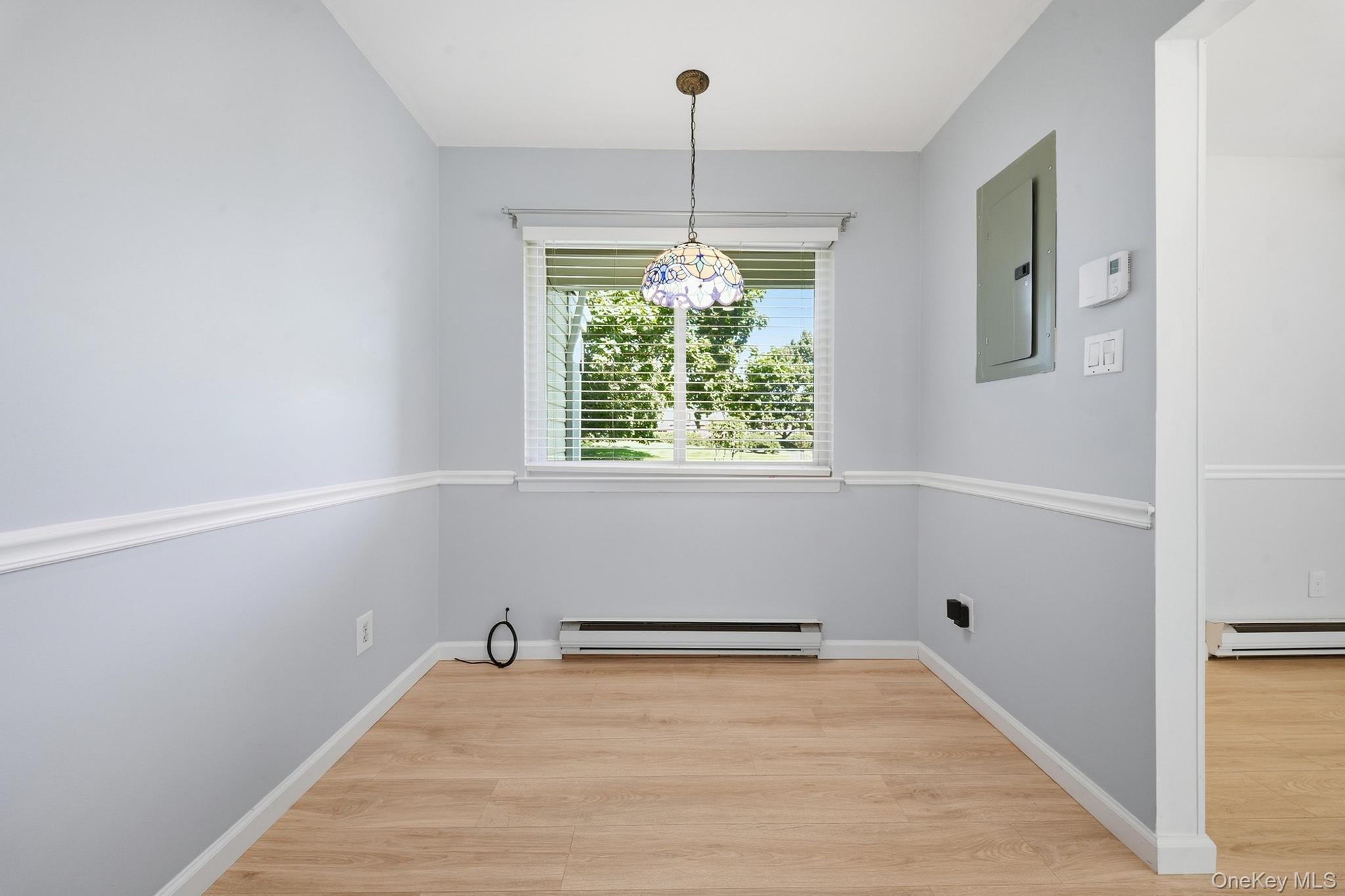 1101 Cabot Court Property Photo 4