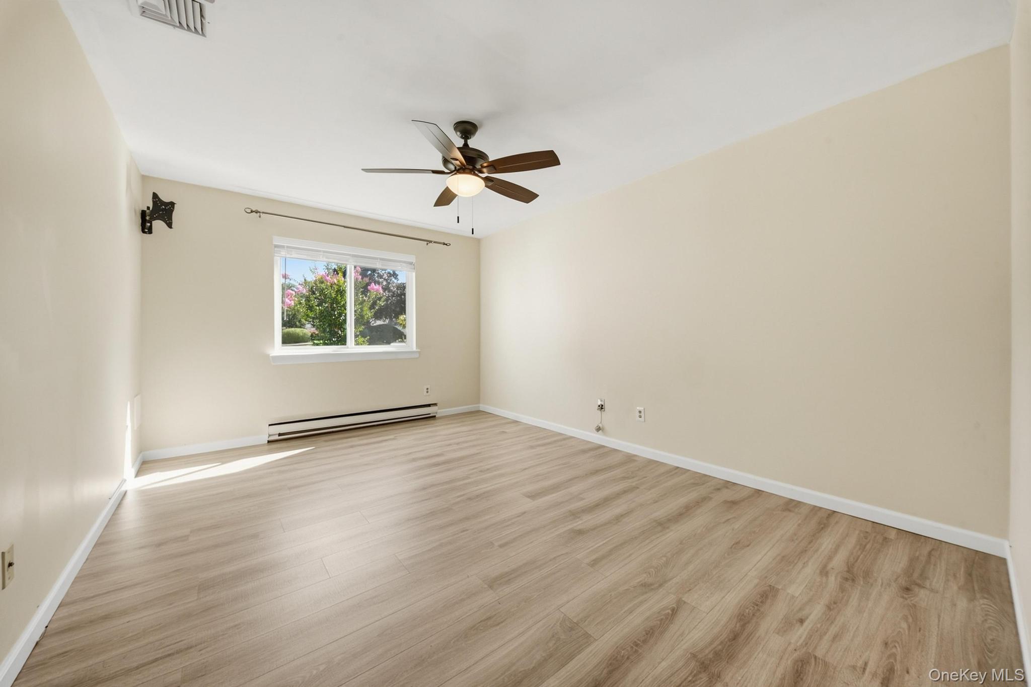 1101 Cabot Court Property Photo 14