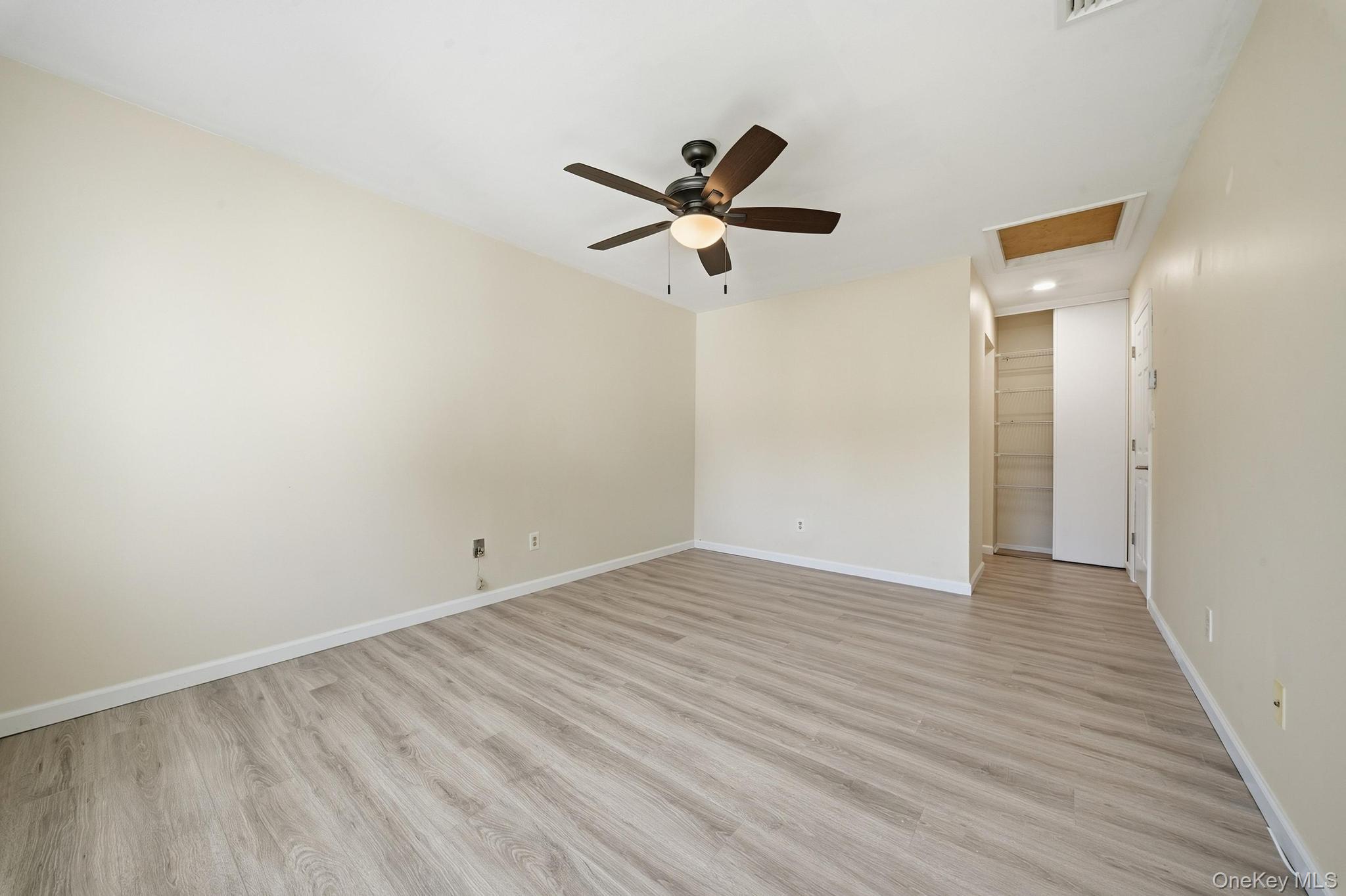 1101 Cabot Court Property Photo 15