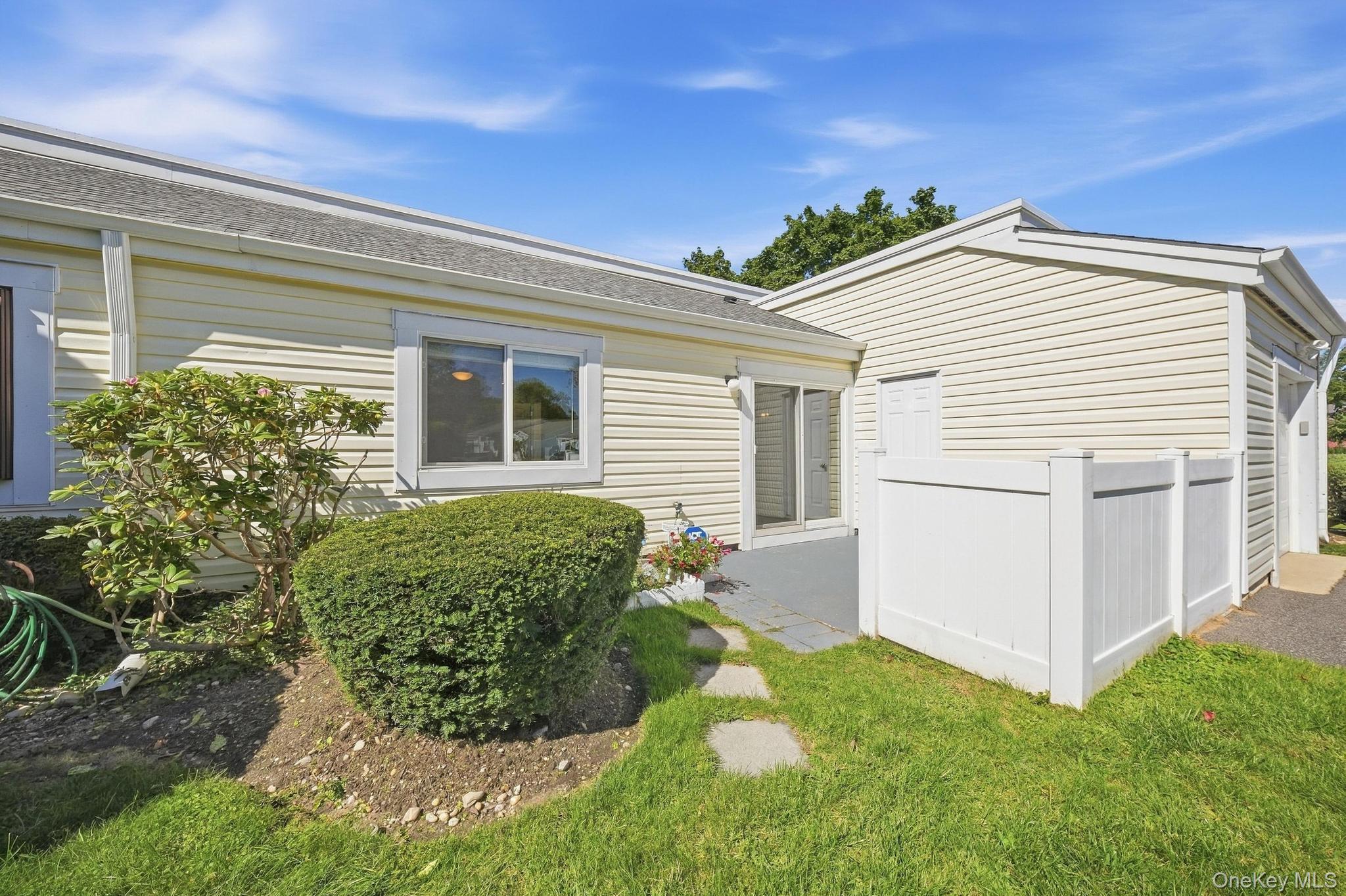 1101 Cabot Court Property Photo 18